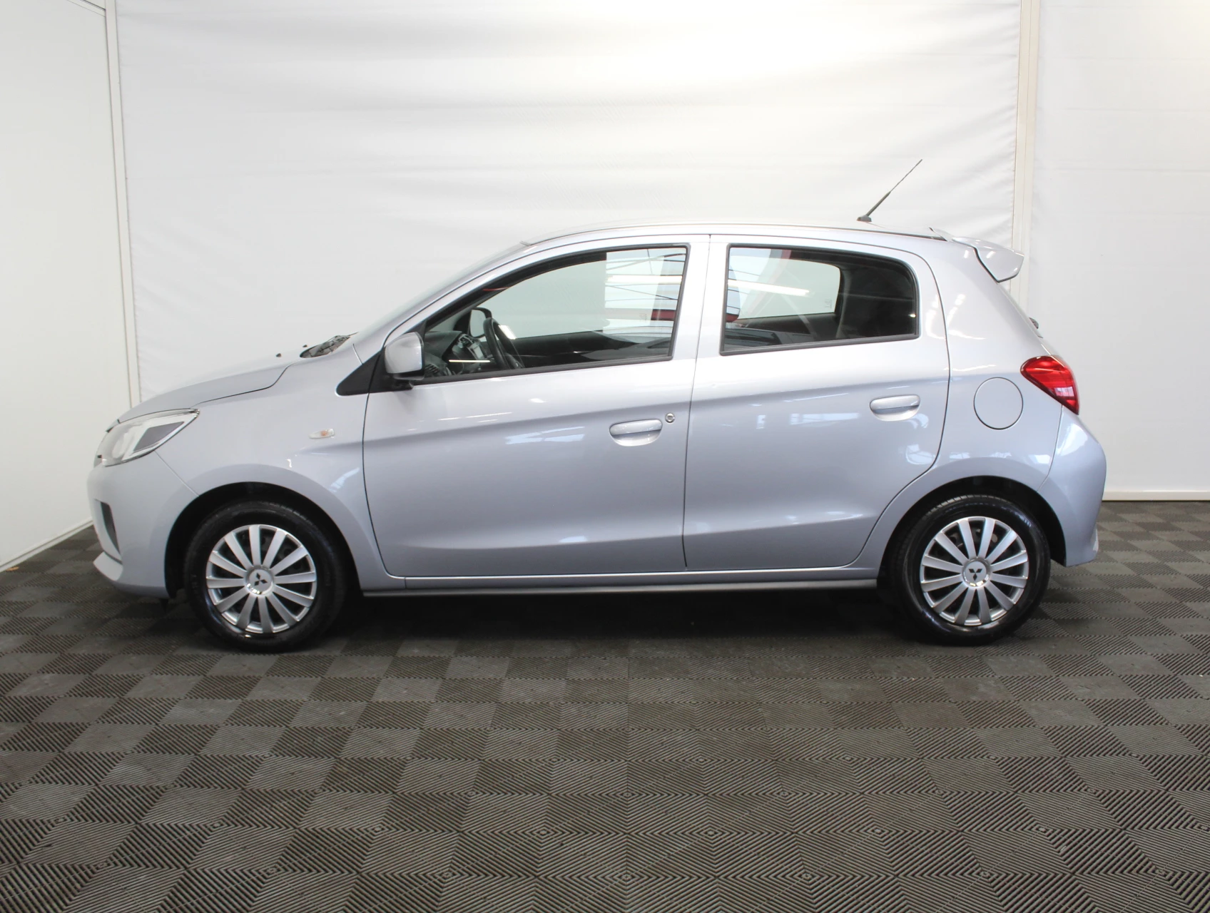 Hoofdafbeelding Mitsubishi Space Star