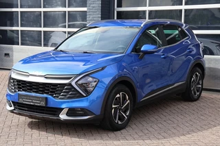 Hoofdafbeelding Kia Sportage Kia Sportage 1.6 T-GDI MHEV dynamic line 150pk navigatie, camera