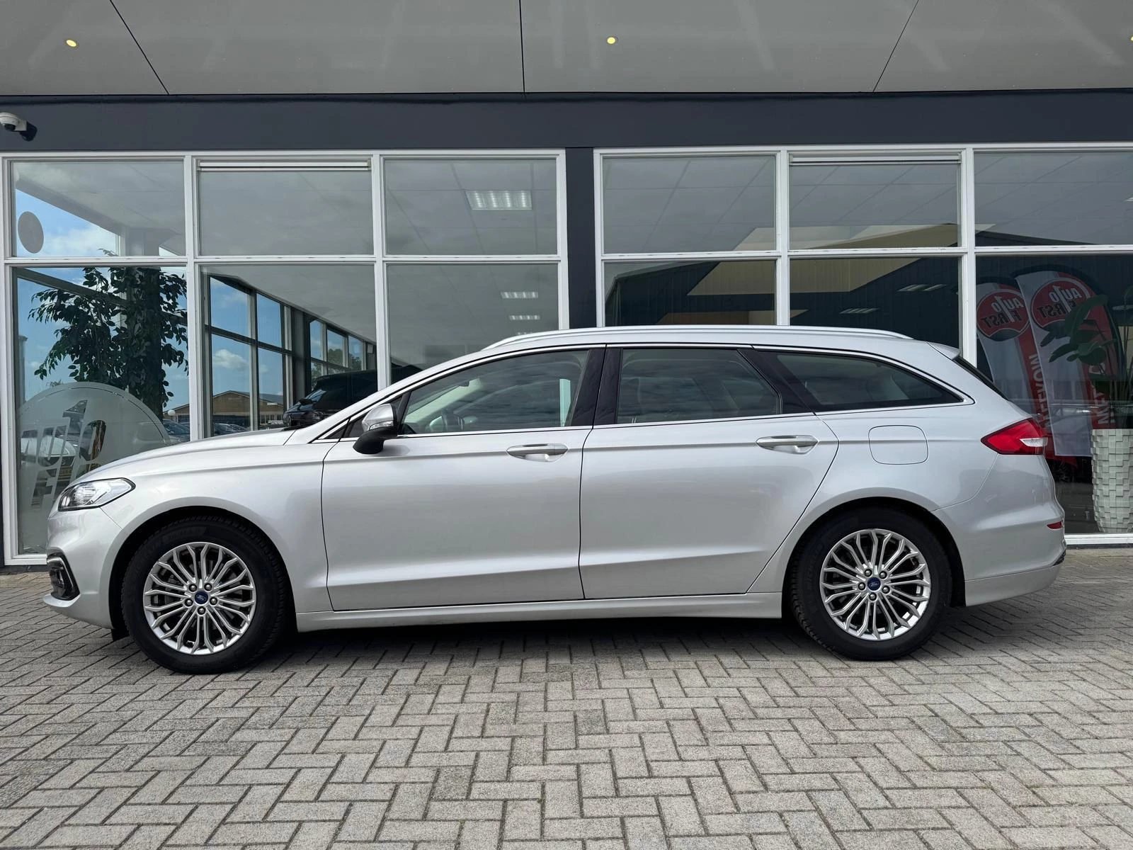 Hoofdafbeelding Ford Mondeo