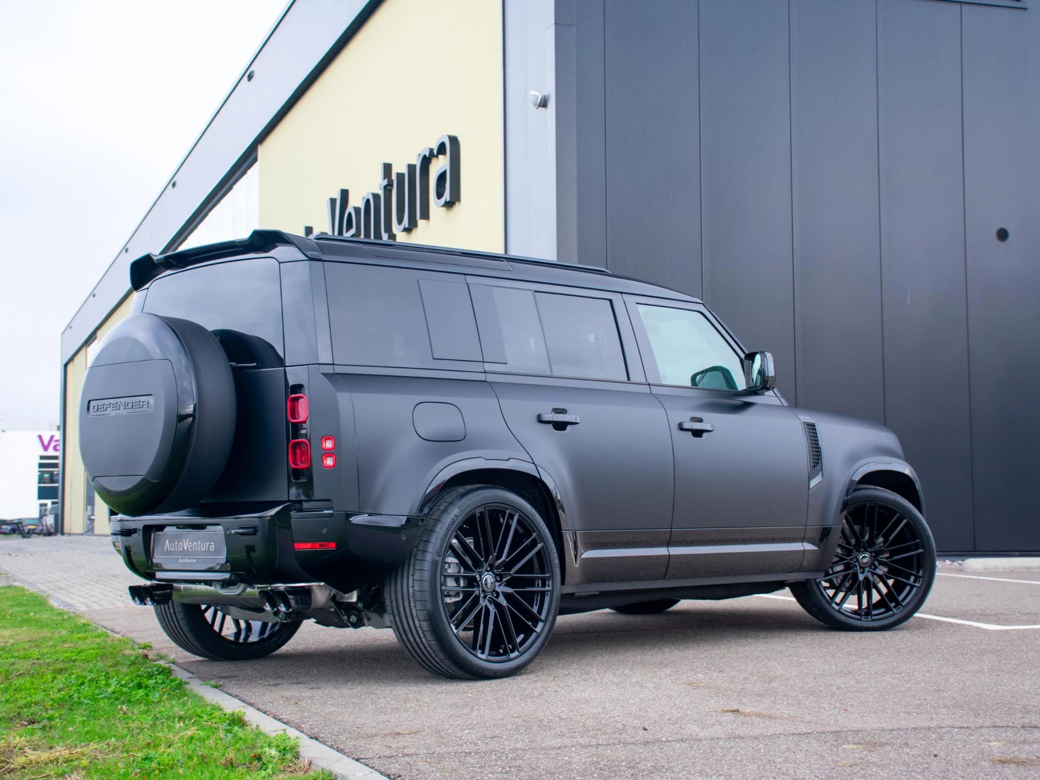 Hoofdafbeelding Land Rover Defender