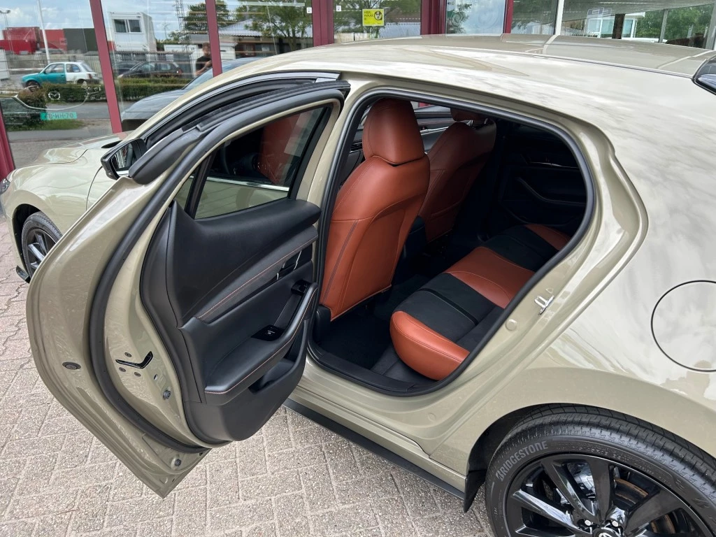 Hoofdafbeelding Mazda 3
