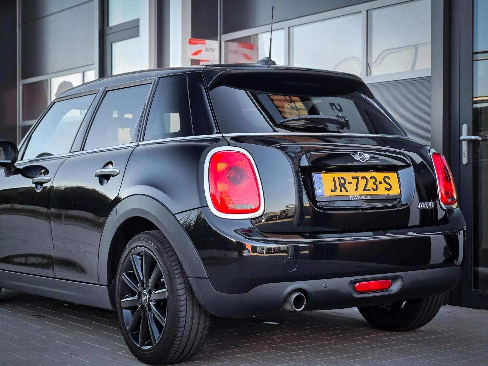 Hoofdafbeelding MINI Cooper