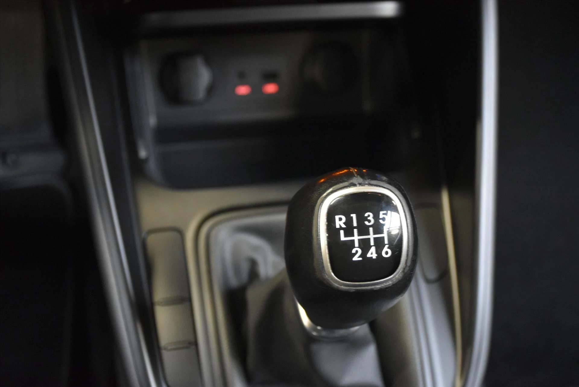 Hoofdafbeelding Kia Carens