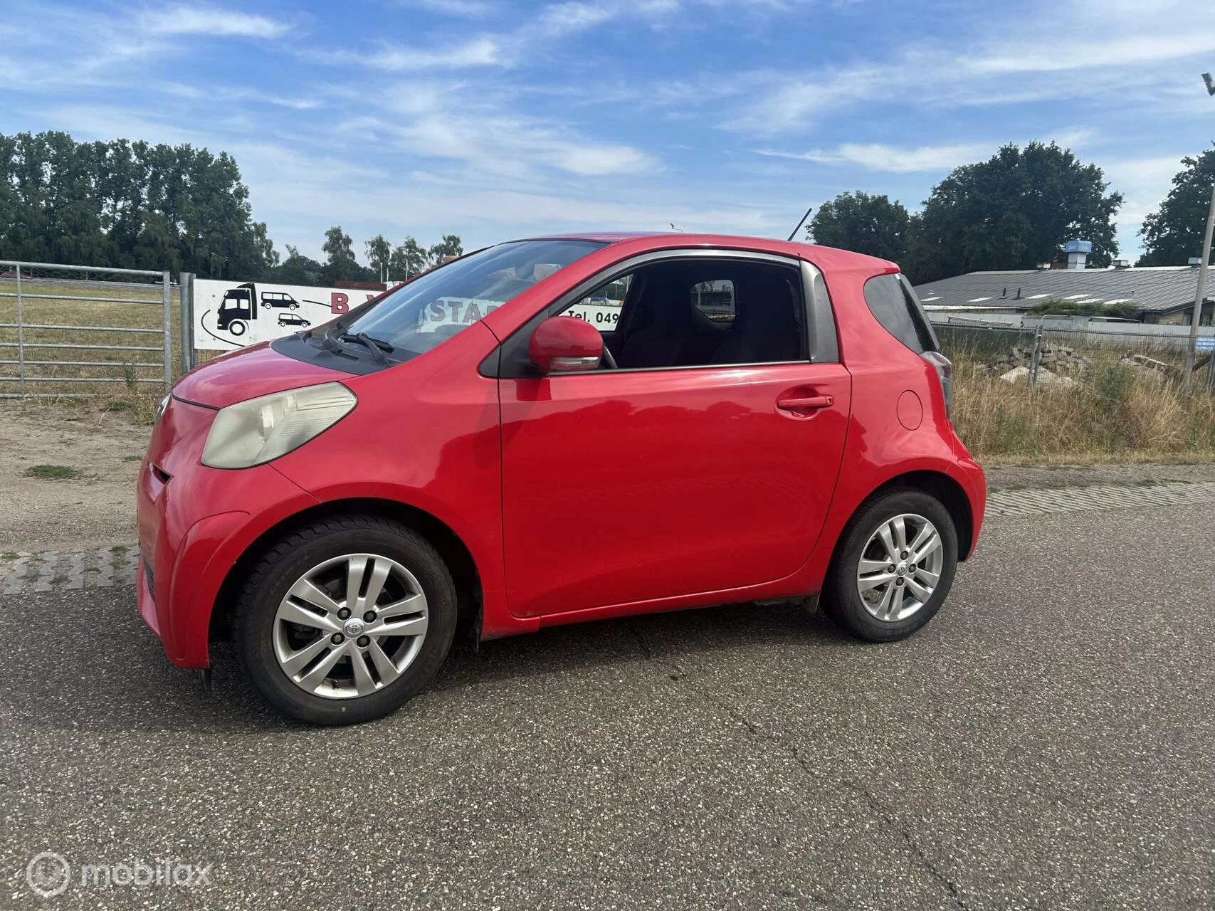 Hoofdafbeelding Toyota iQ