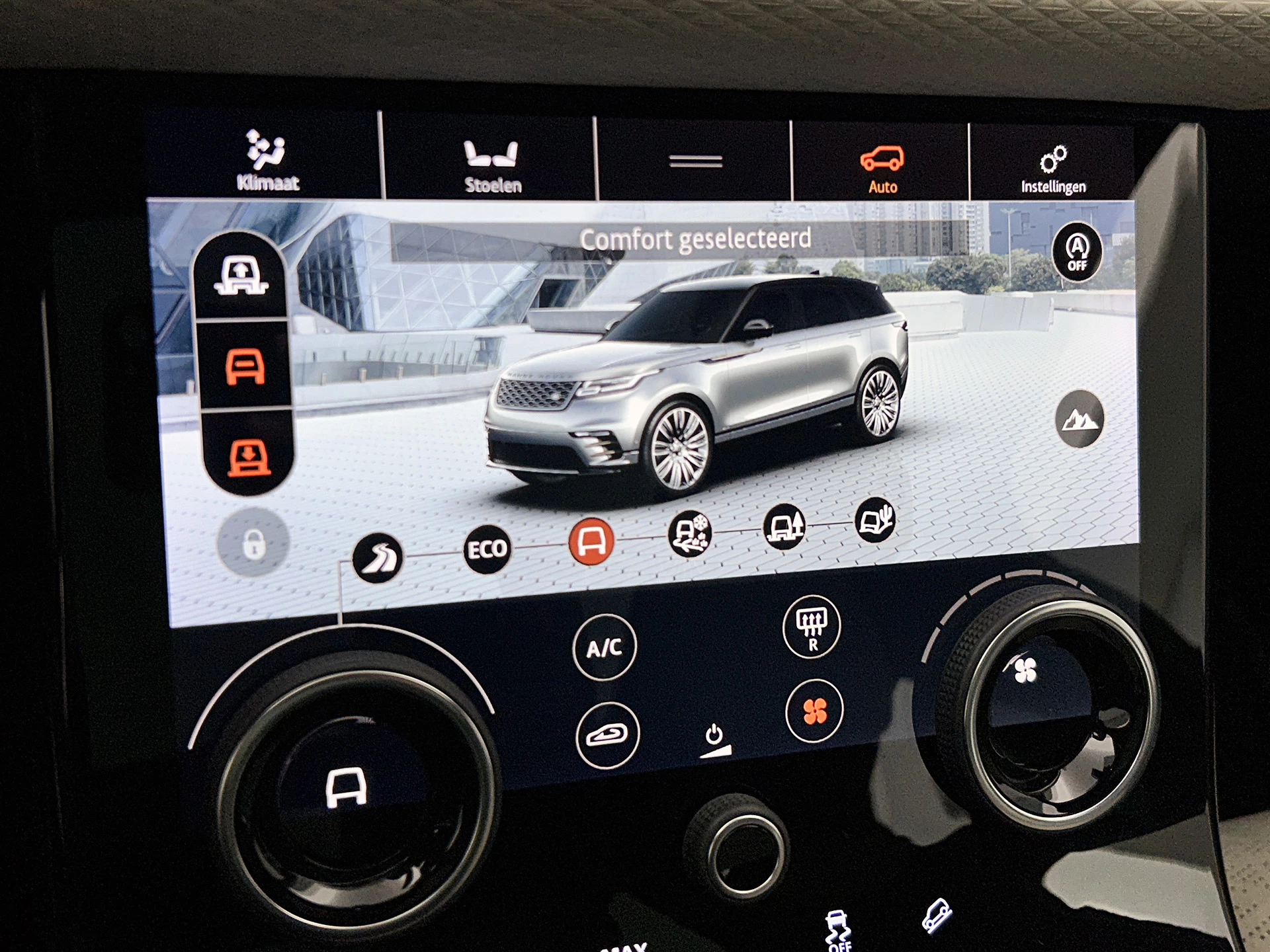 Hoofdafbeelding Land Rover Range Rover Velar