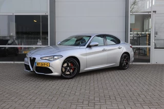 Alfa Romeo Giulia 2.0 T Q4 AWD 280PK VELOCE/ORIG.NL/GEDOCUMENTEERD/KEYLESS/MEMORY/19