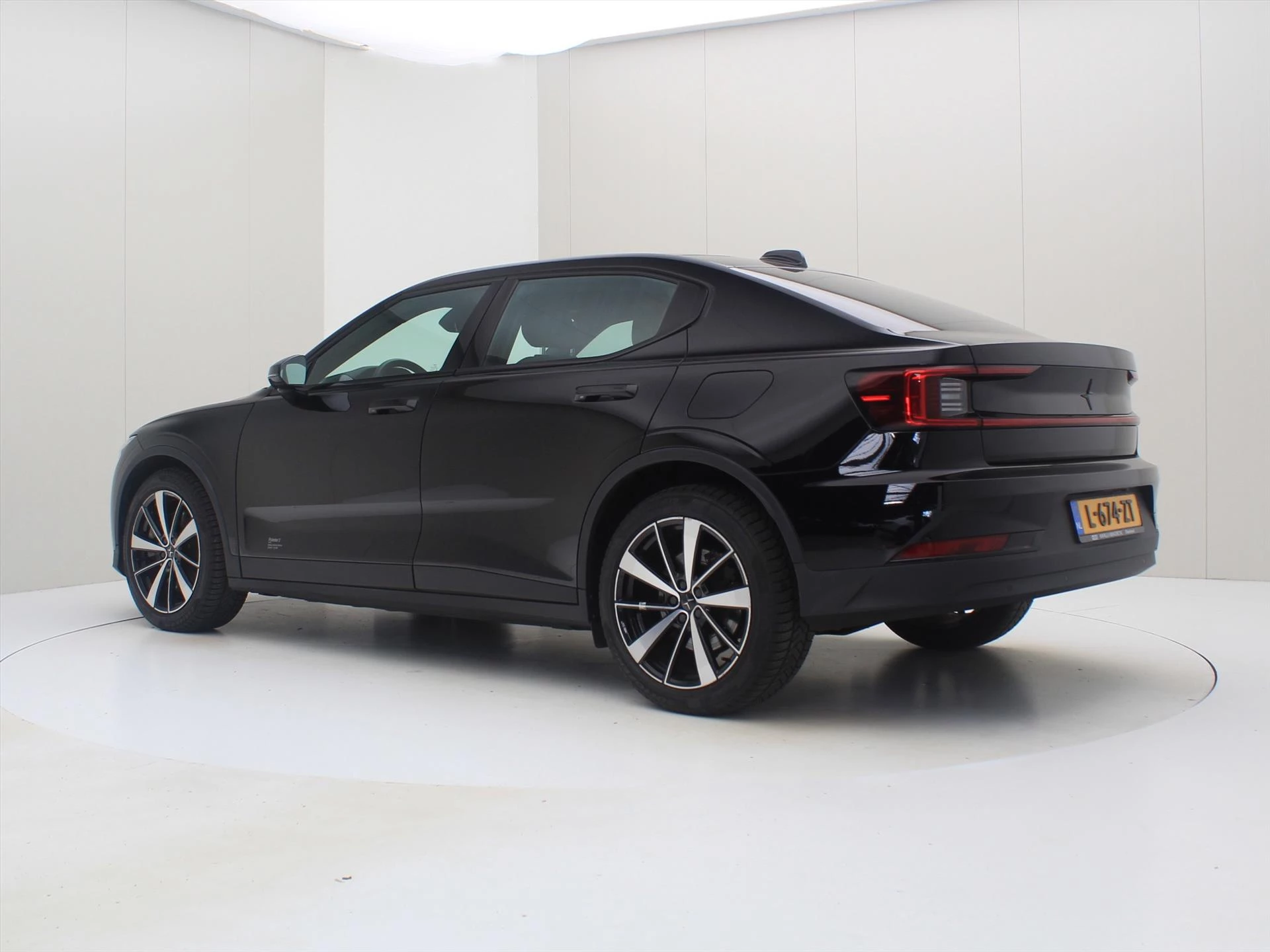 Hoofdafbeelding Polestar 2