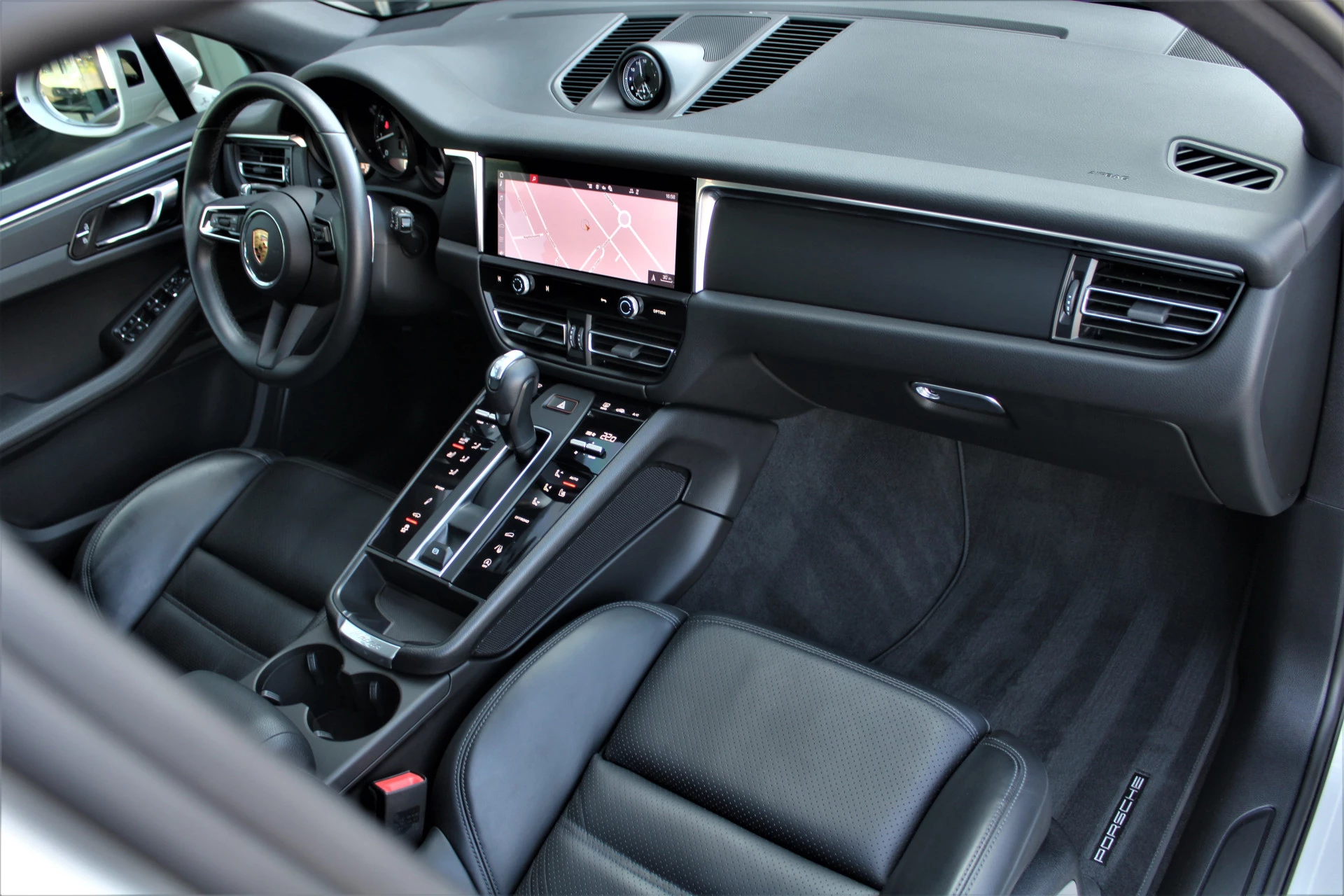 Hoofdafbeelding Porsche Macan