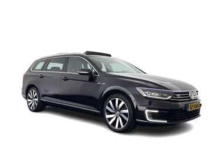 Volkswagen Passat Variant 1.4 TSI GTE Connected Series Plus Aut. *PANO | LEATHER | FULL-LED | CAMERA | NAVI-FULLMAP | ADAPTIVE-CRUISE | HEATED-ERGONOMIC-SPORTSEATS | KEYLESS | PDC | ECC | PRIVACY-GLASS | AMBIENT-LIGHT | KEYLESS | 18''ALU*