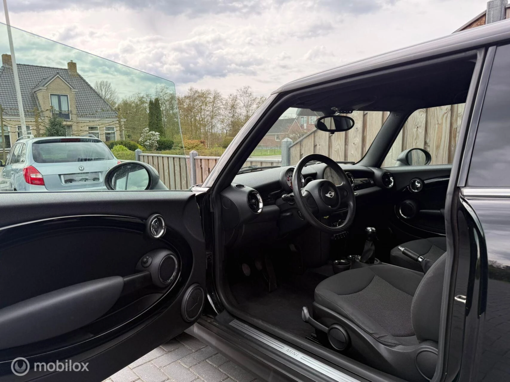 Hoofdafbeelding MINI One