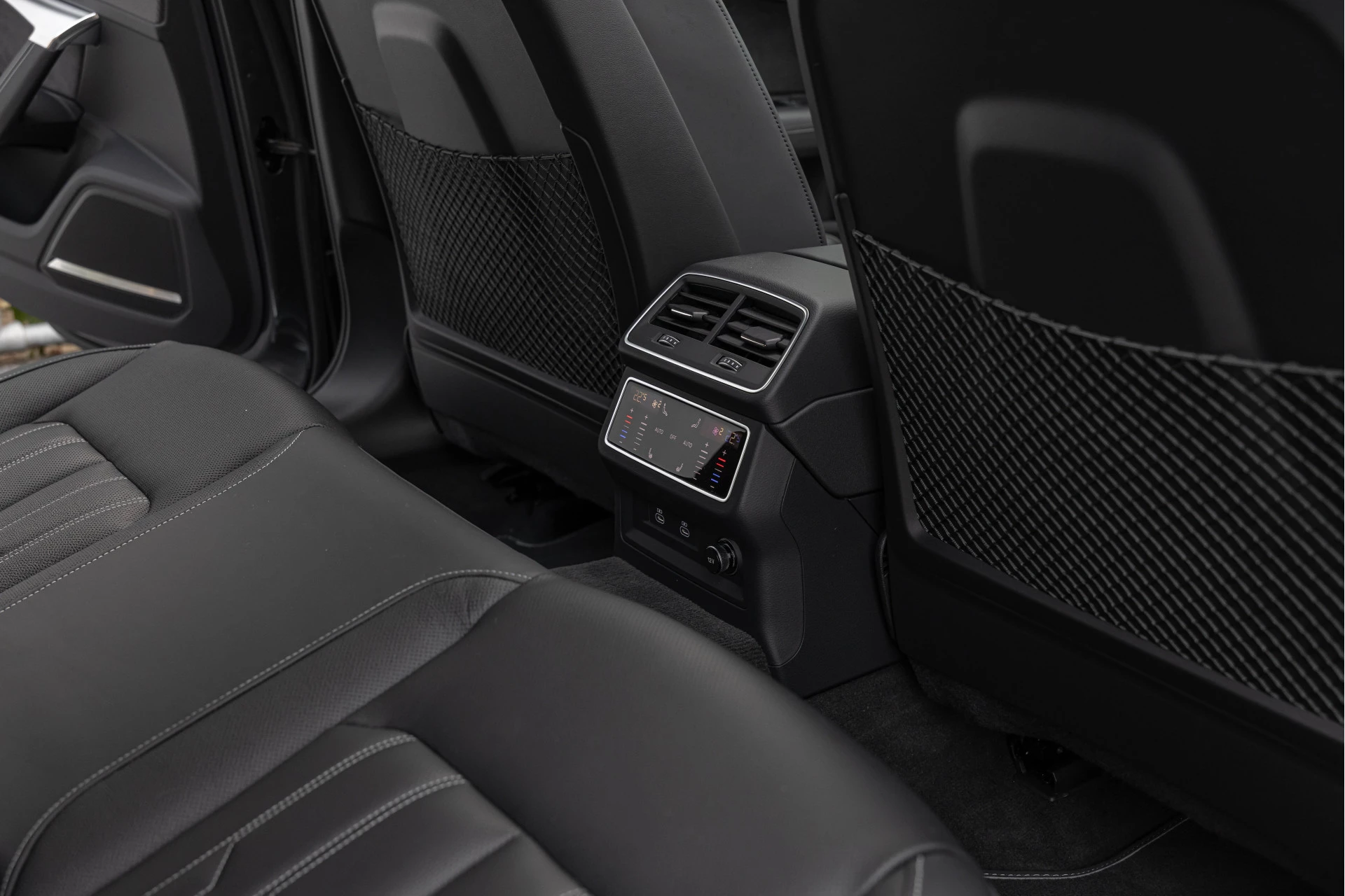 Hoofdafbeelding Audi S6