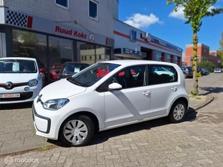 VOLKSWAGEN UP! 1.0 BMT MOVE UP! / Airco /