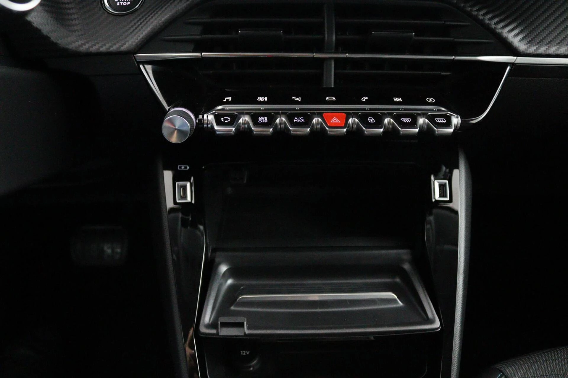 Hoofdafbeelding Peugeot e-208