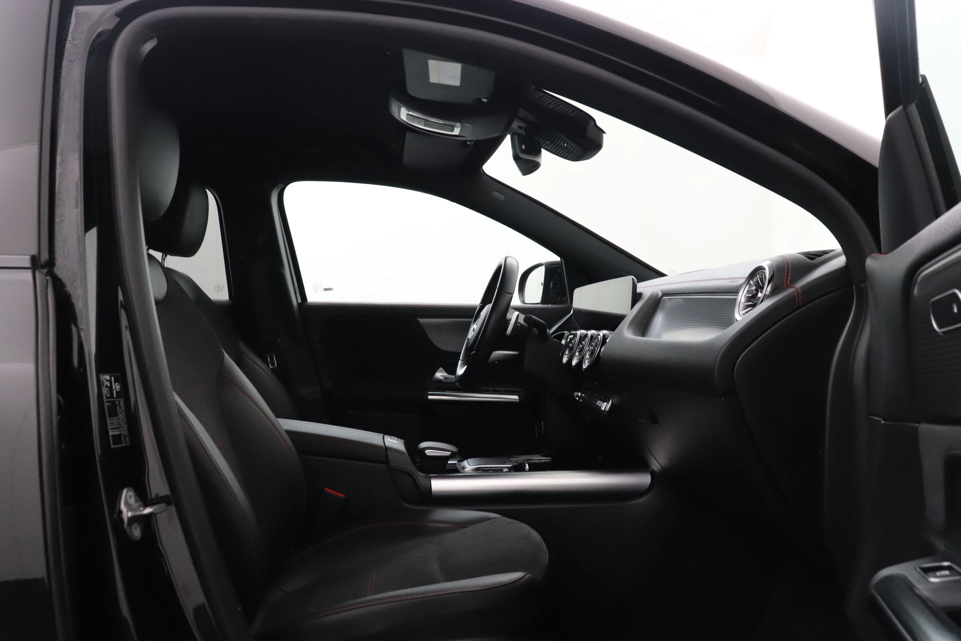 Hoofdafbeelding Mercedes-Benz EQA