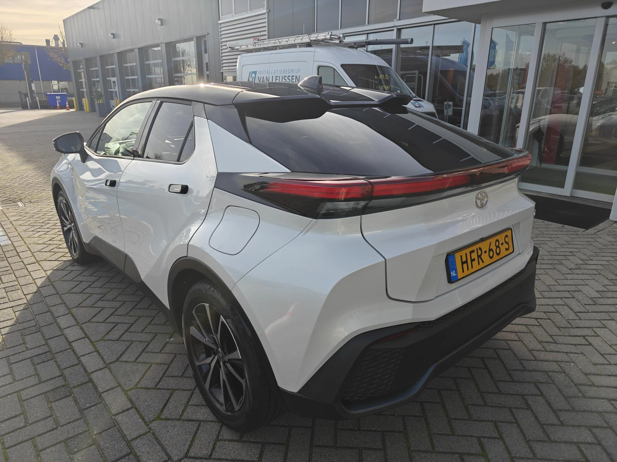 Hoofdafbeelding Toyota C-HR