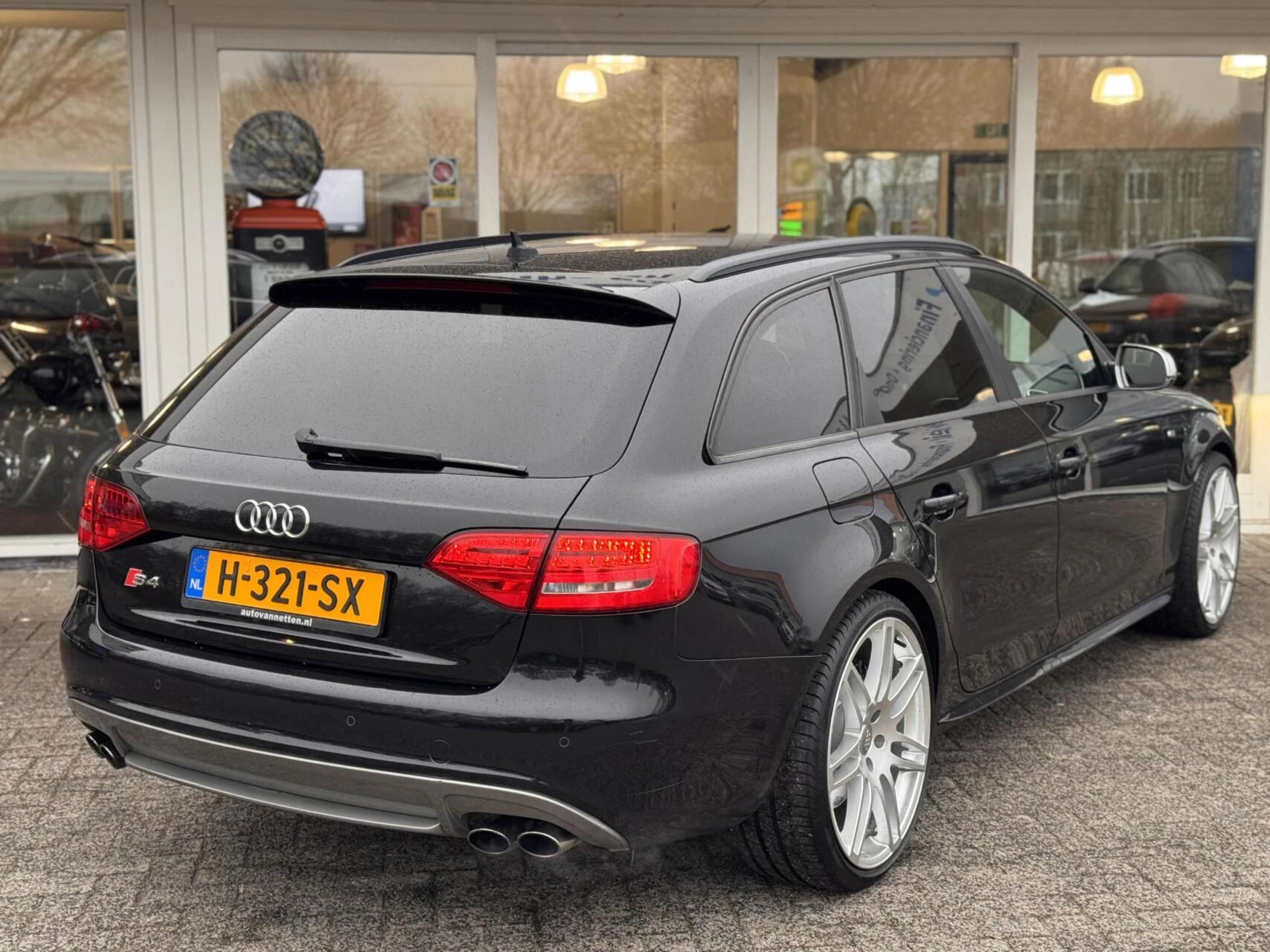 Hoofdafbeelding Audi S4