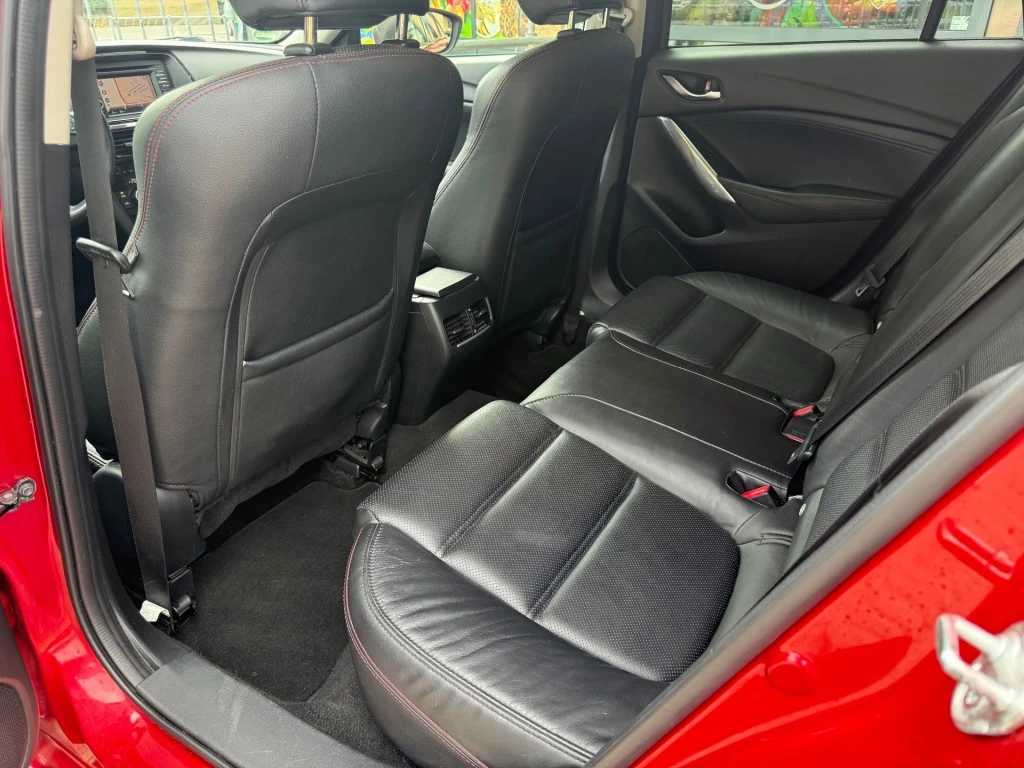 Hoofdafbeelding Mazda 6