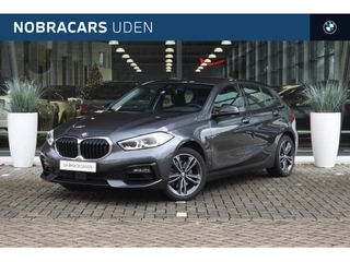 BMW 1 Serie 118i Executive Sport Line Automaat / Trekhaak / Sportstoelen / Stoelverwarming / LED / Parking Assistant / Live Cockpit Professional / Cruise Control