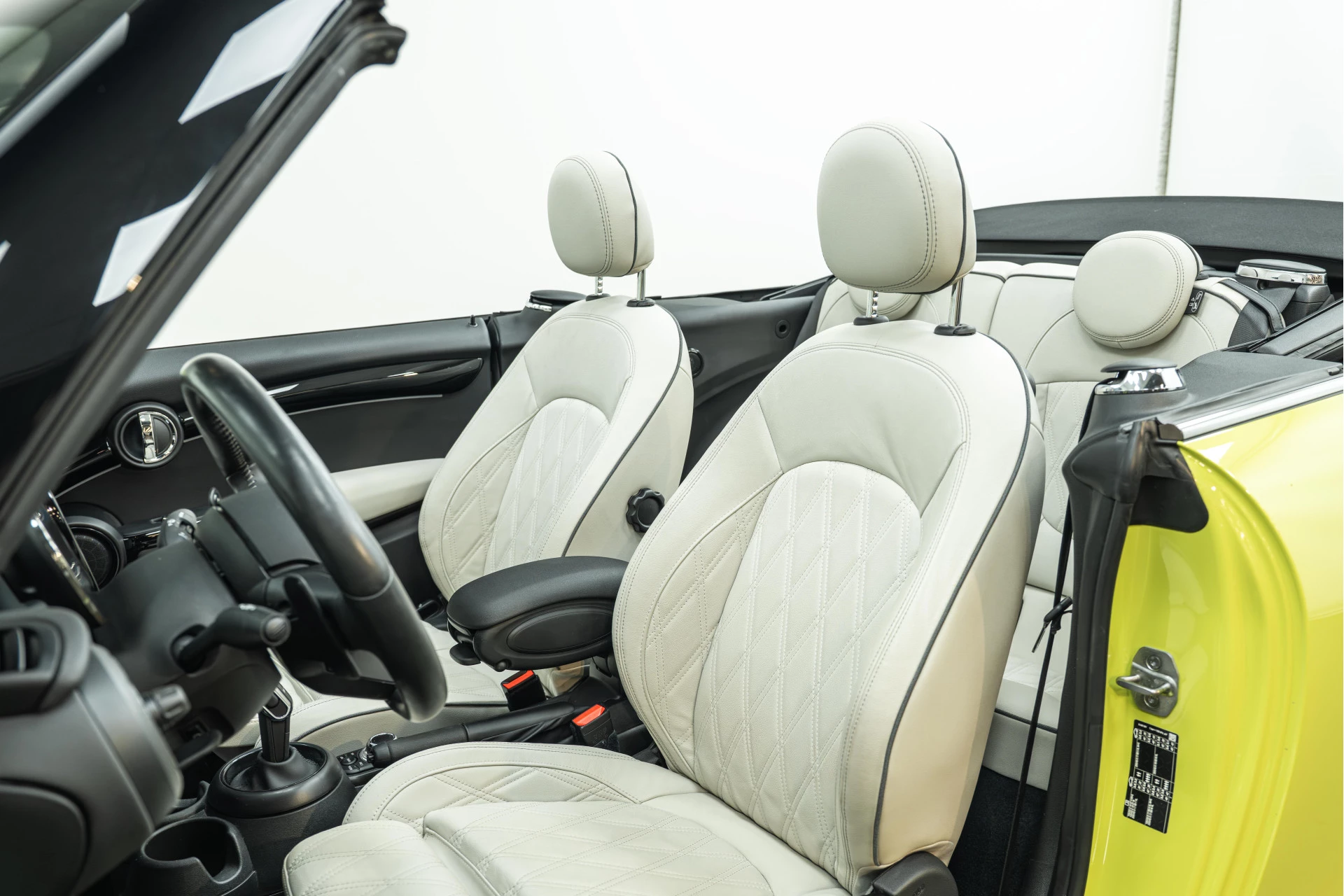 Hoofdafbeelding MINI Cooper S Cabrio