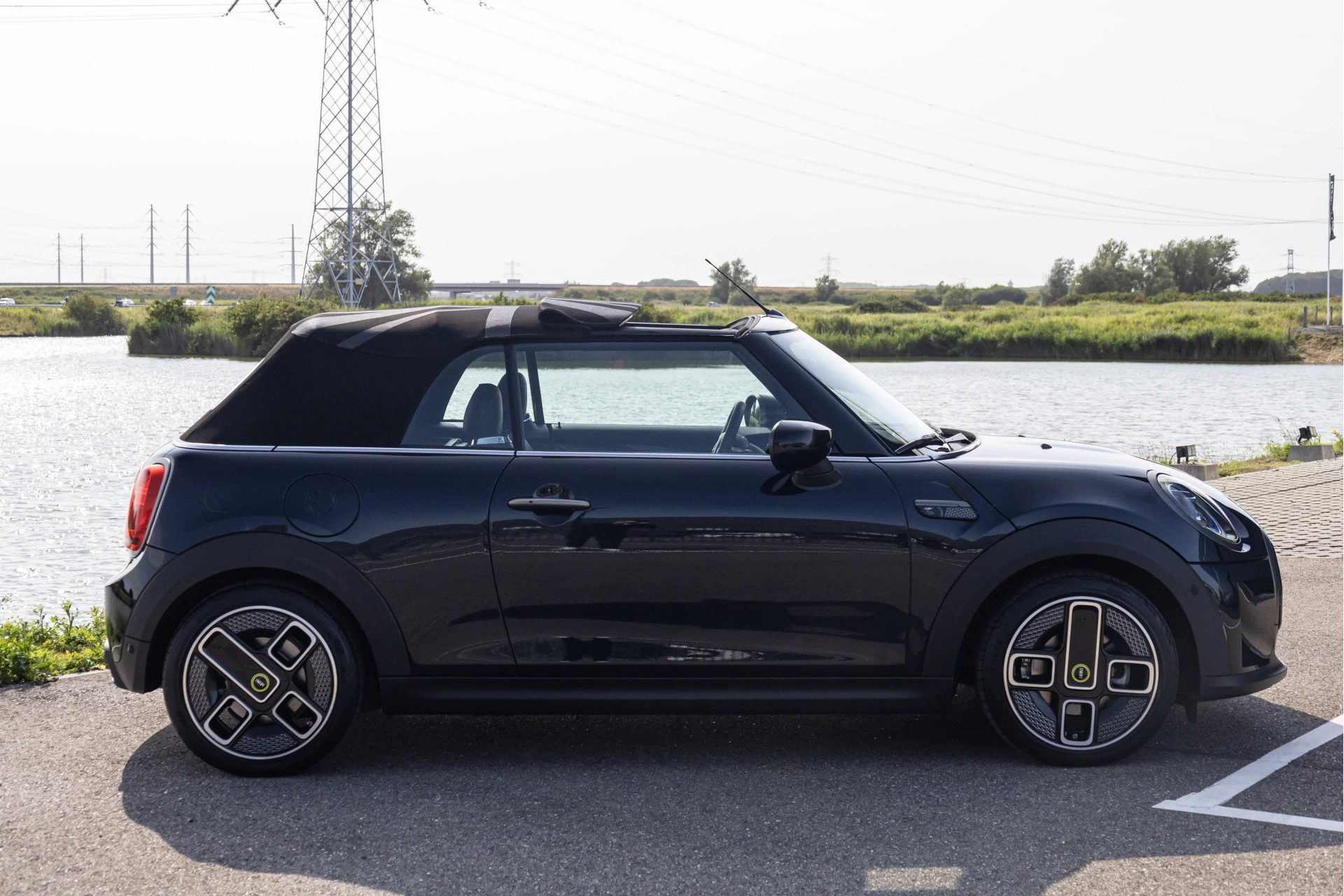 Hoofdafbeelding MINI Cabrio