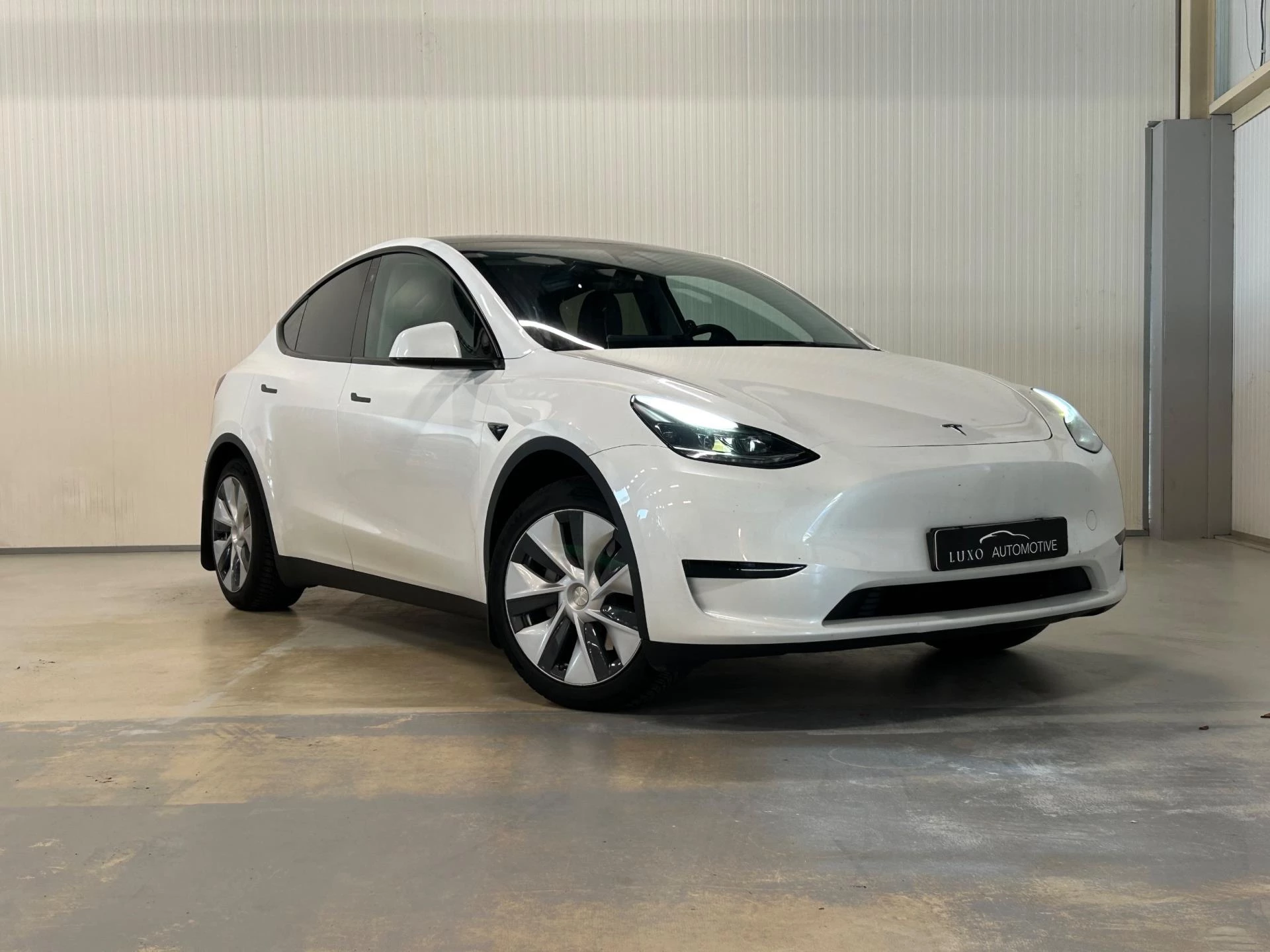 Hoofdafbeelding Tesla Model Y