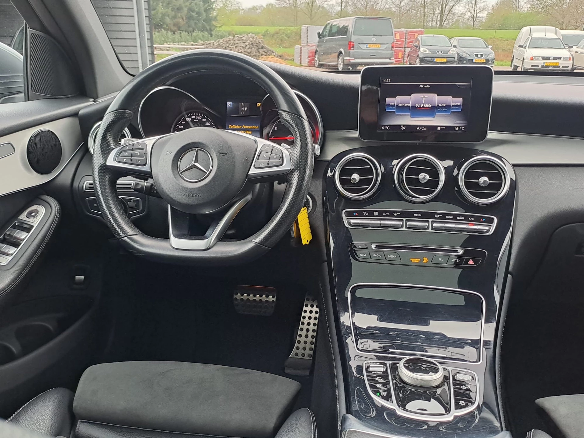 Hoofdafbeelding Mercedes-Benz GLC