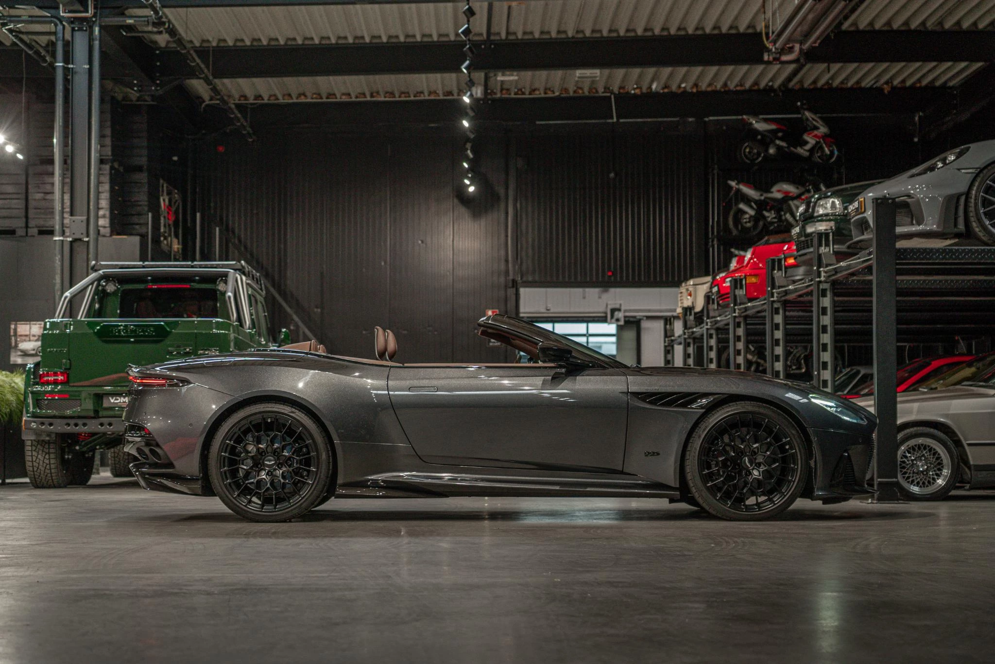 Hoofdafbeelding Aston Martin DBS