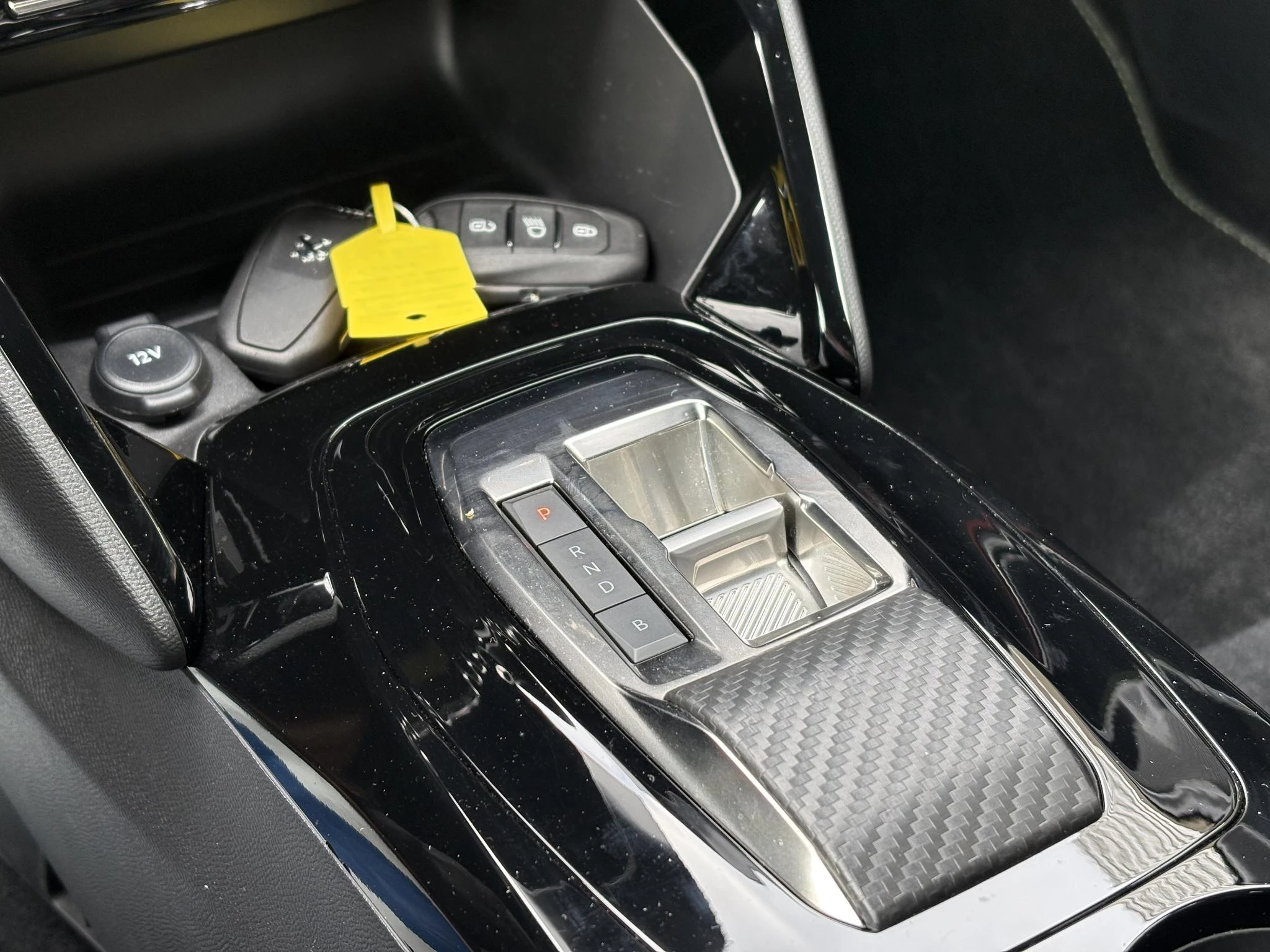 Hoofdafbeelding Peugeot e-208