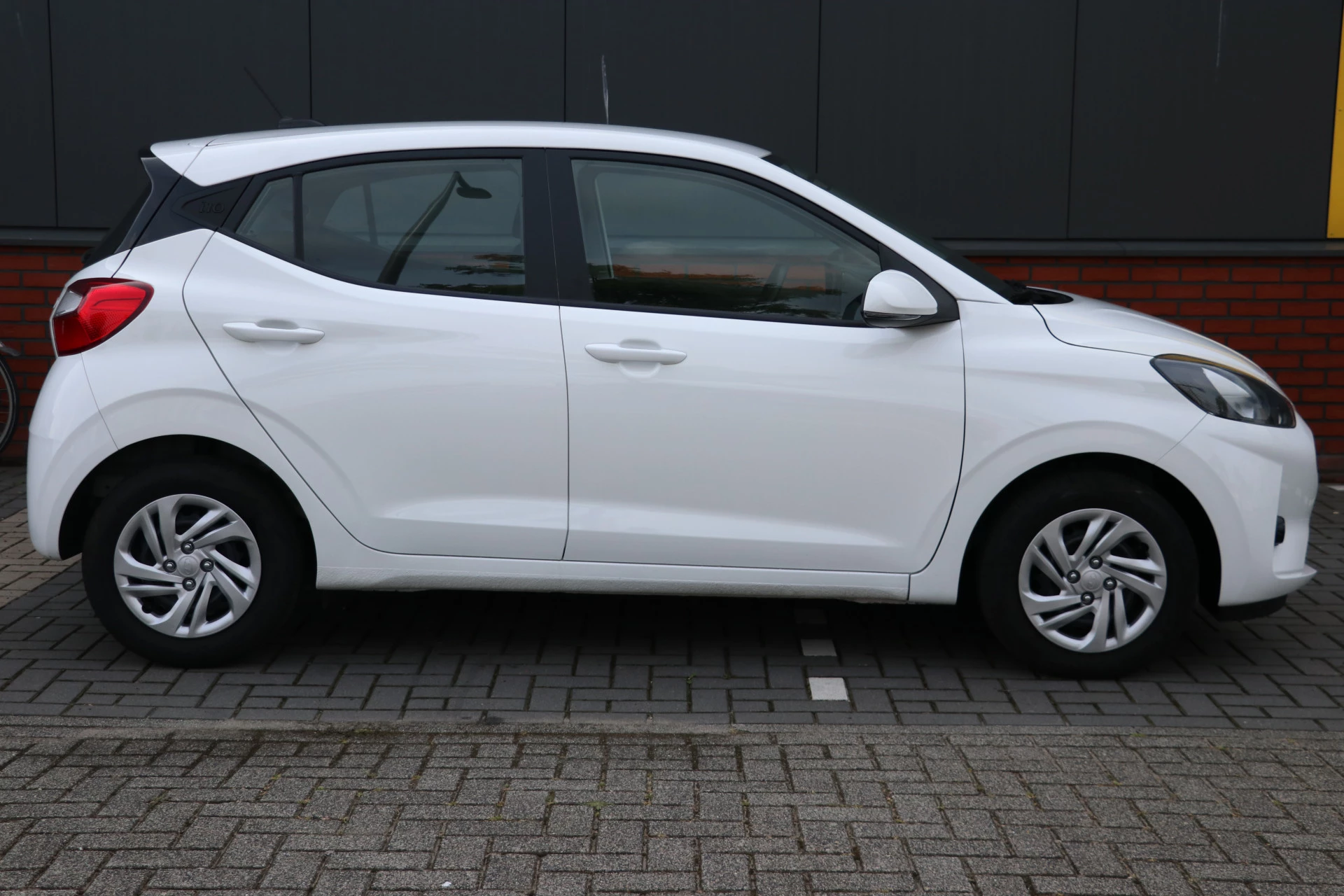 Hoofdafbeelding Hyundai i10