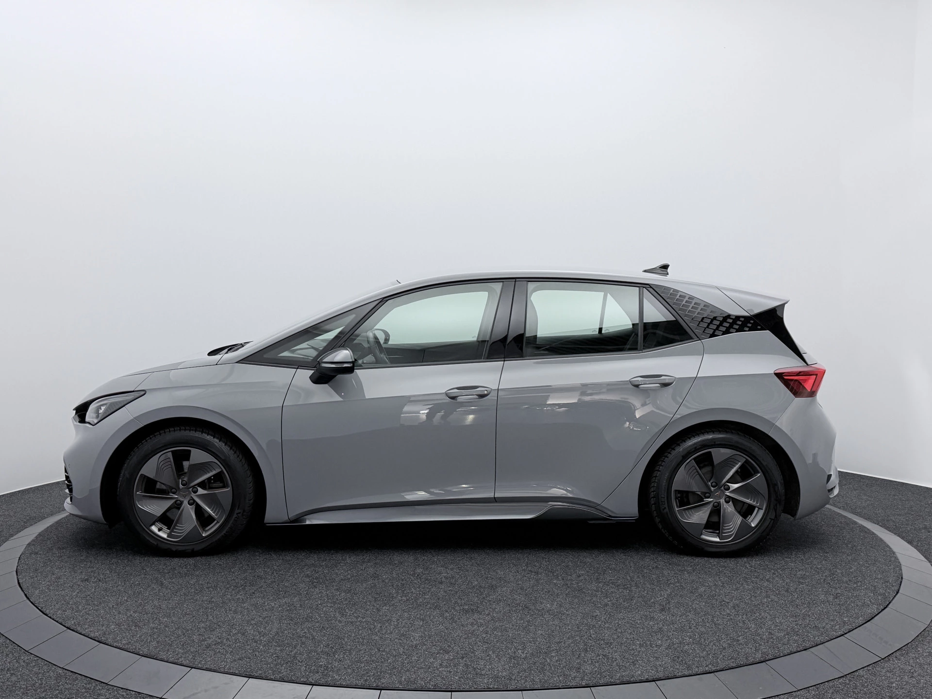 Hoofdafbeelding CUPRA Born