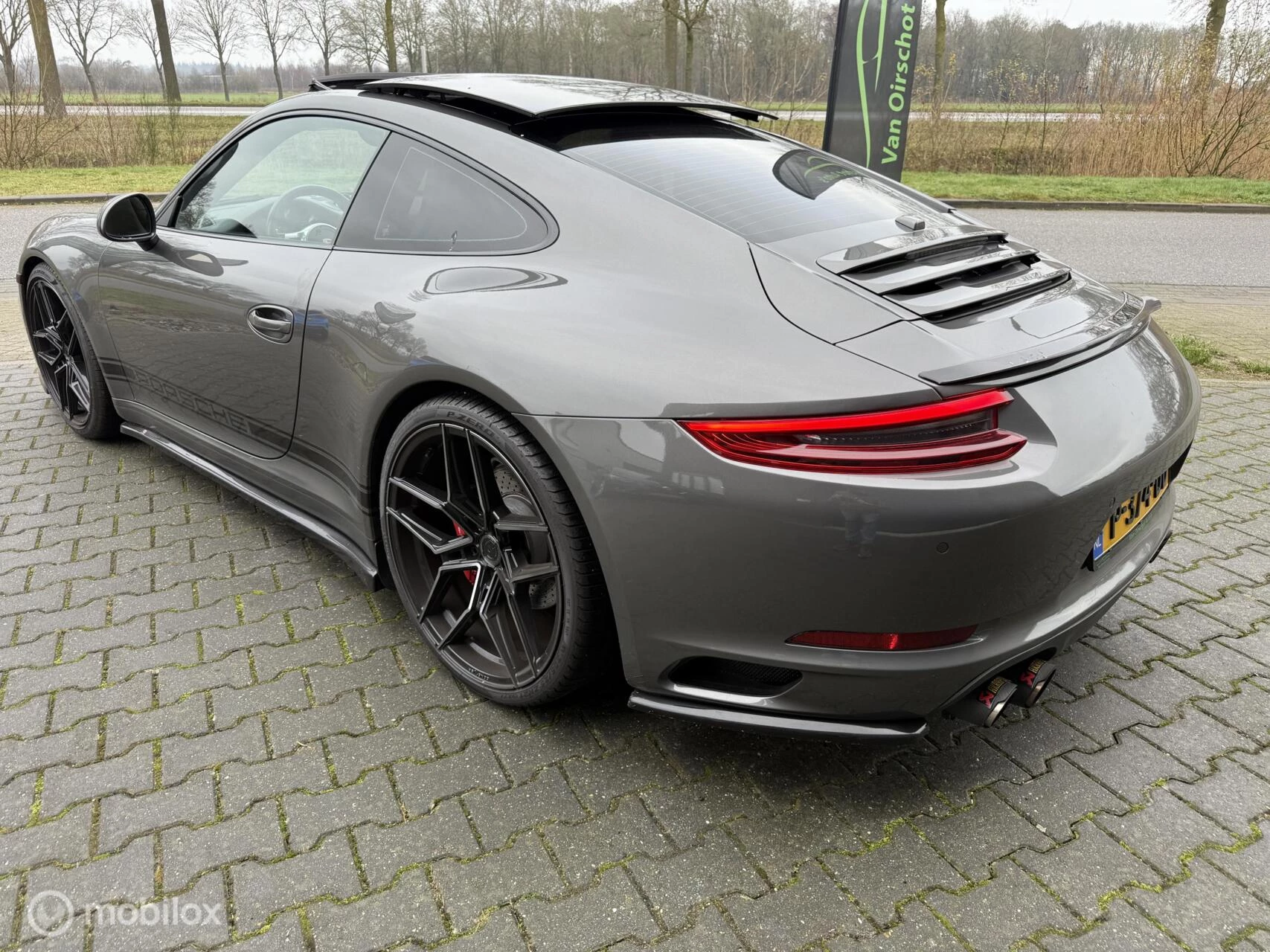 Hoofdafbeelding Porsche 911