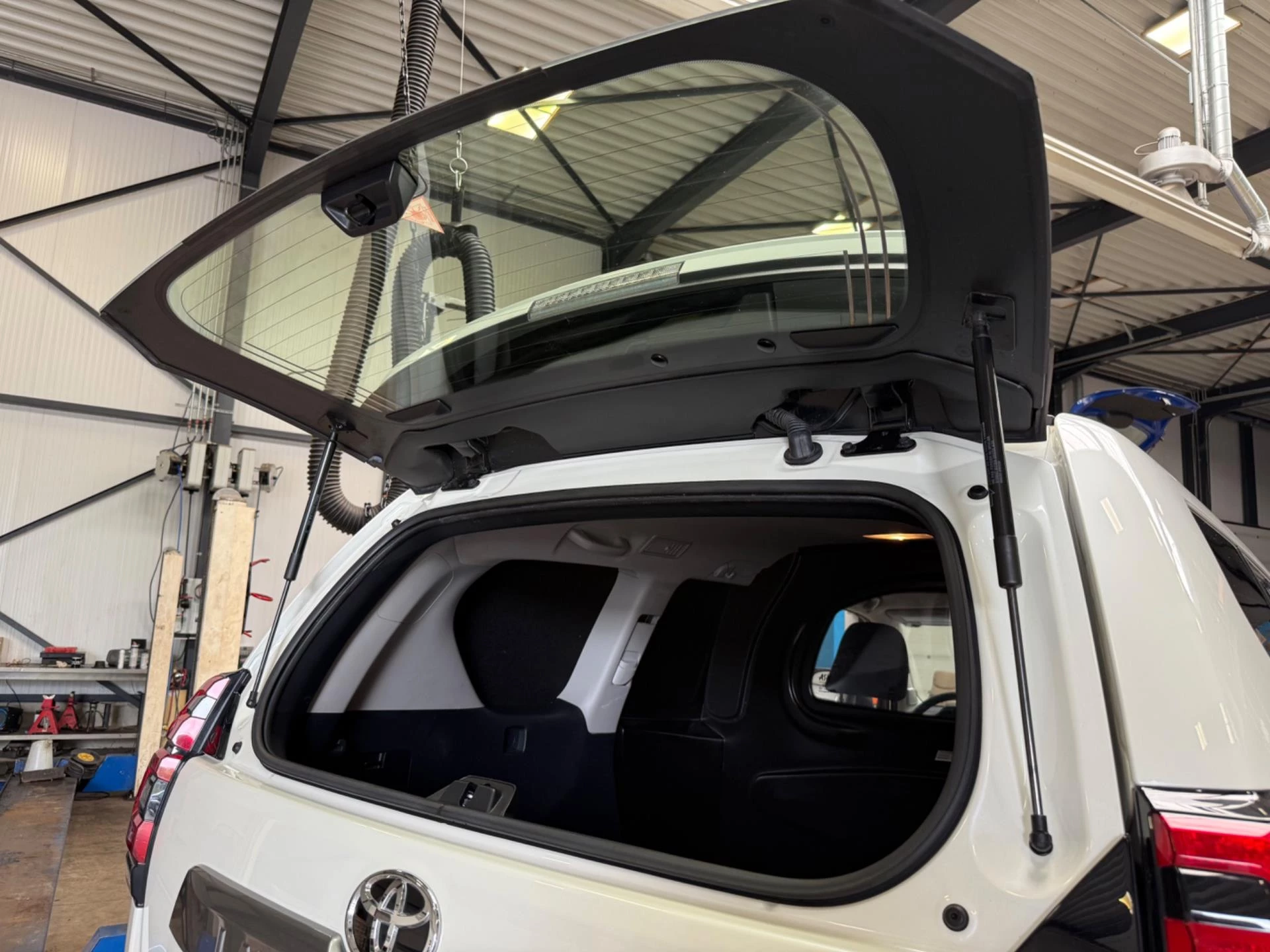 Hoofdafbeelding Toyota Land Cruiser
