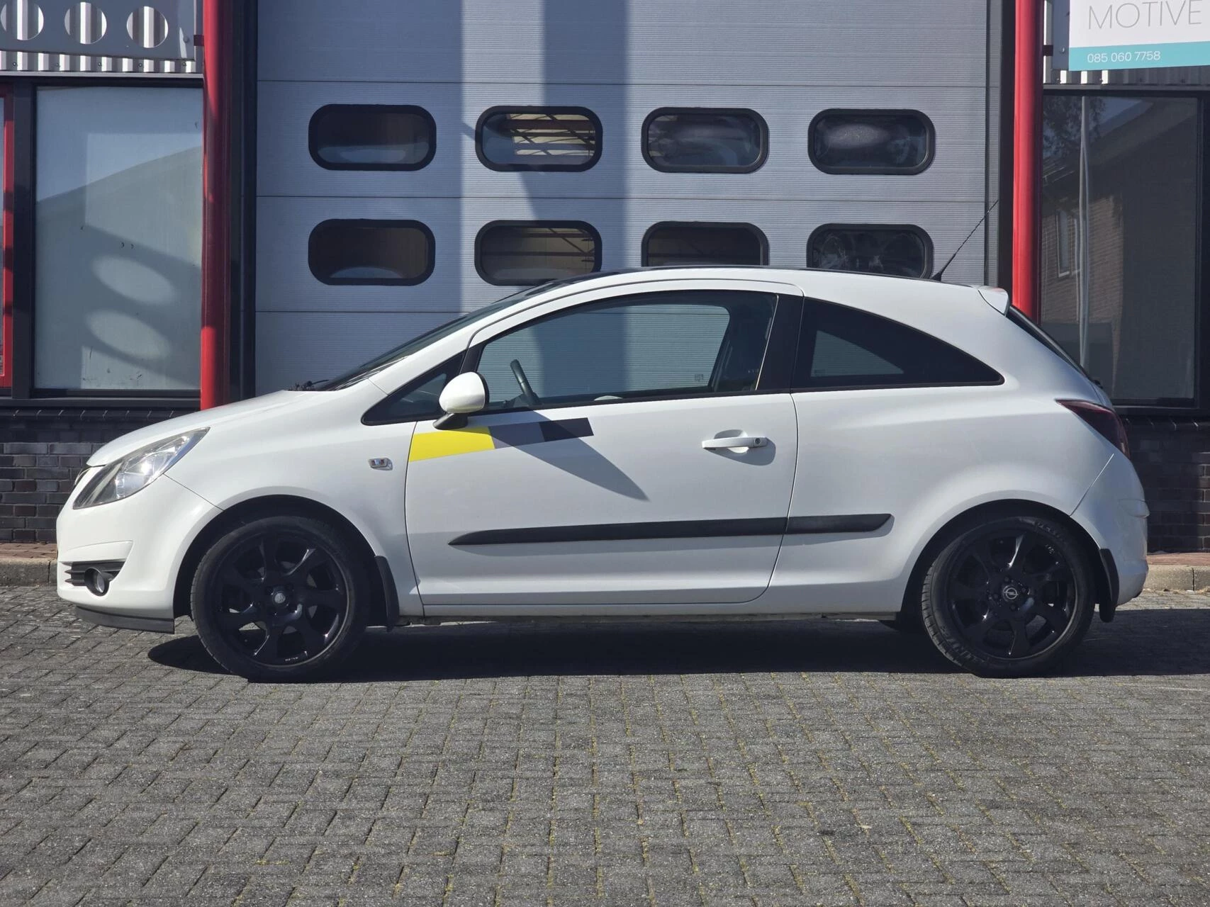 Hoofdafbeelding Opel Corsa