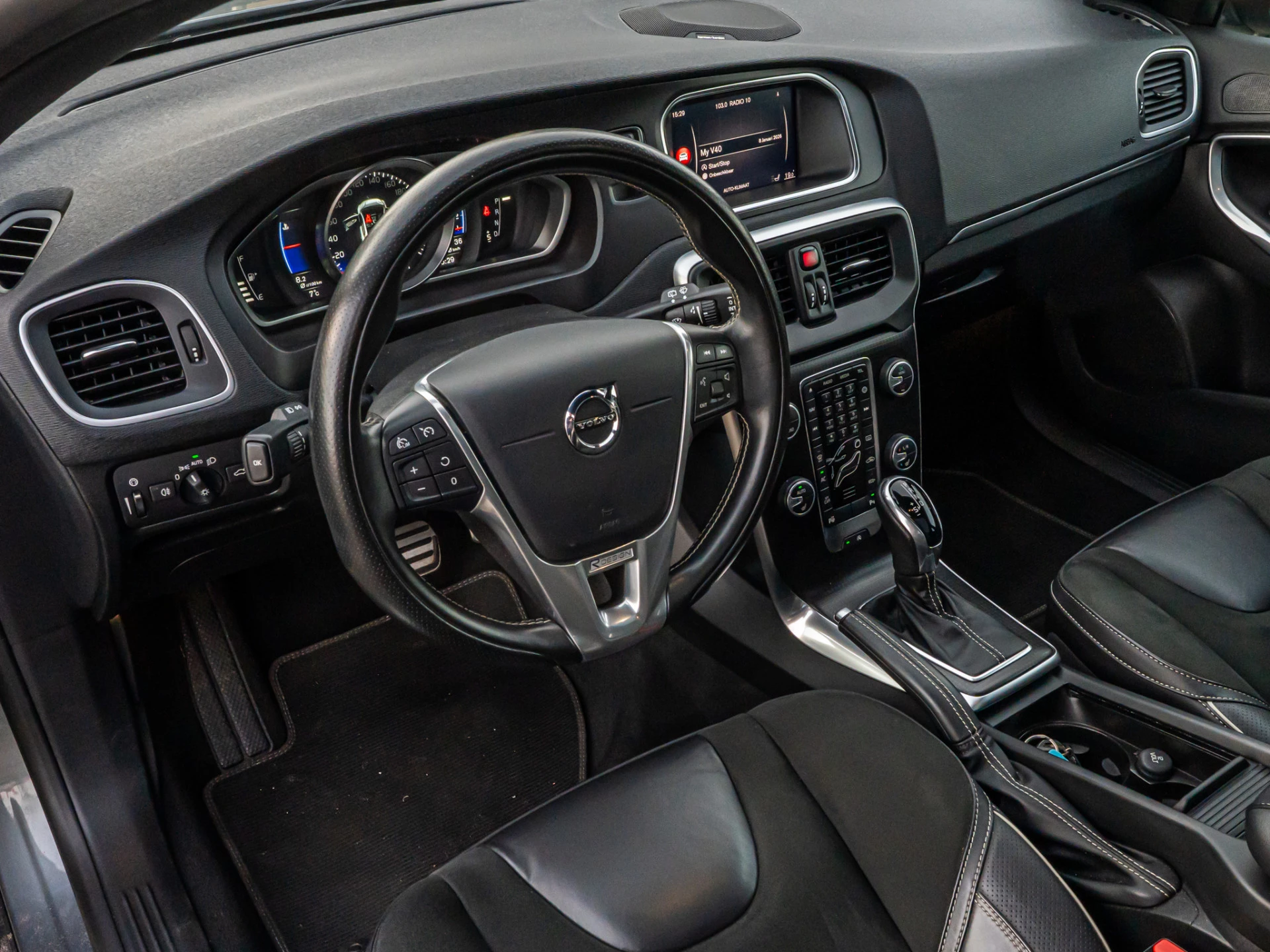 Hoofdafbeelding Volvo V40