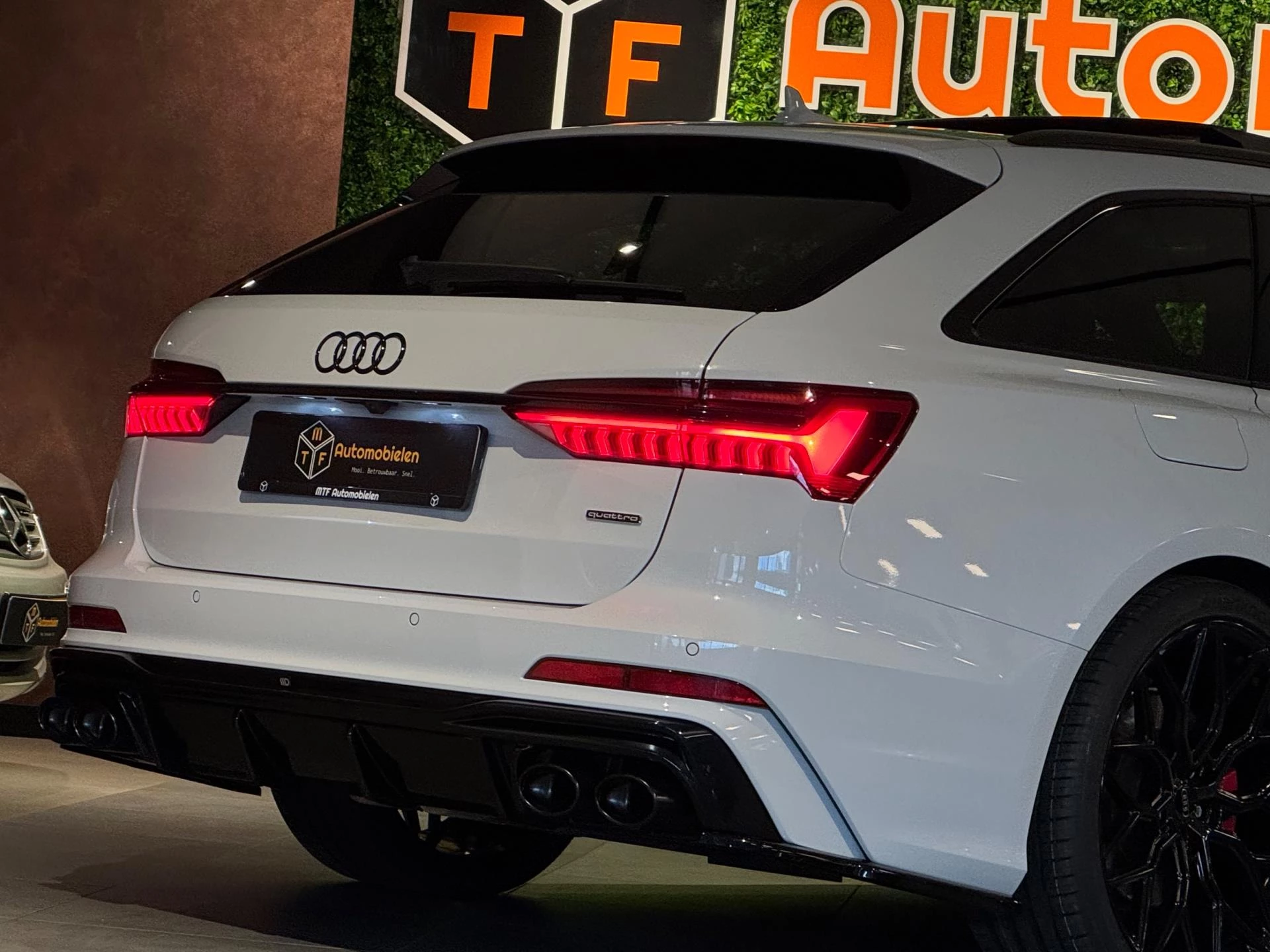 Hoofdafbeelding Audi A6