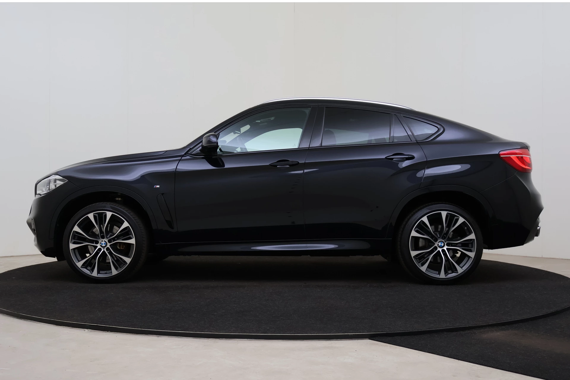 Hoofdafbeelding BMW X6