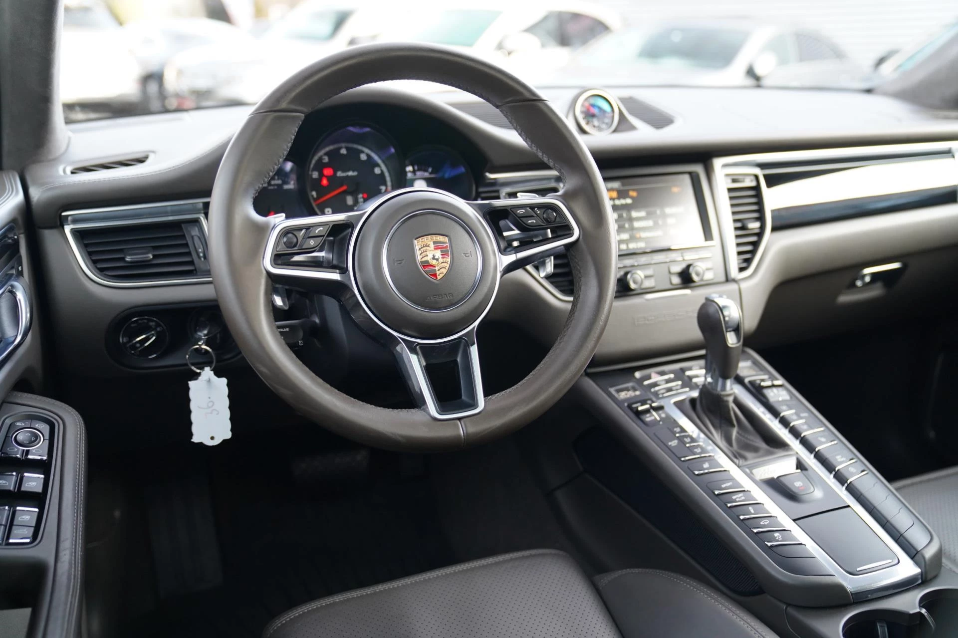 Hoofdafbeelding Porsche Macan