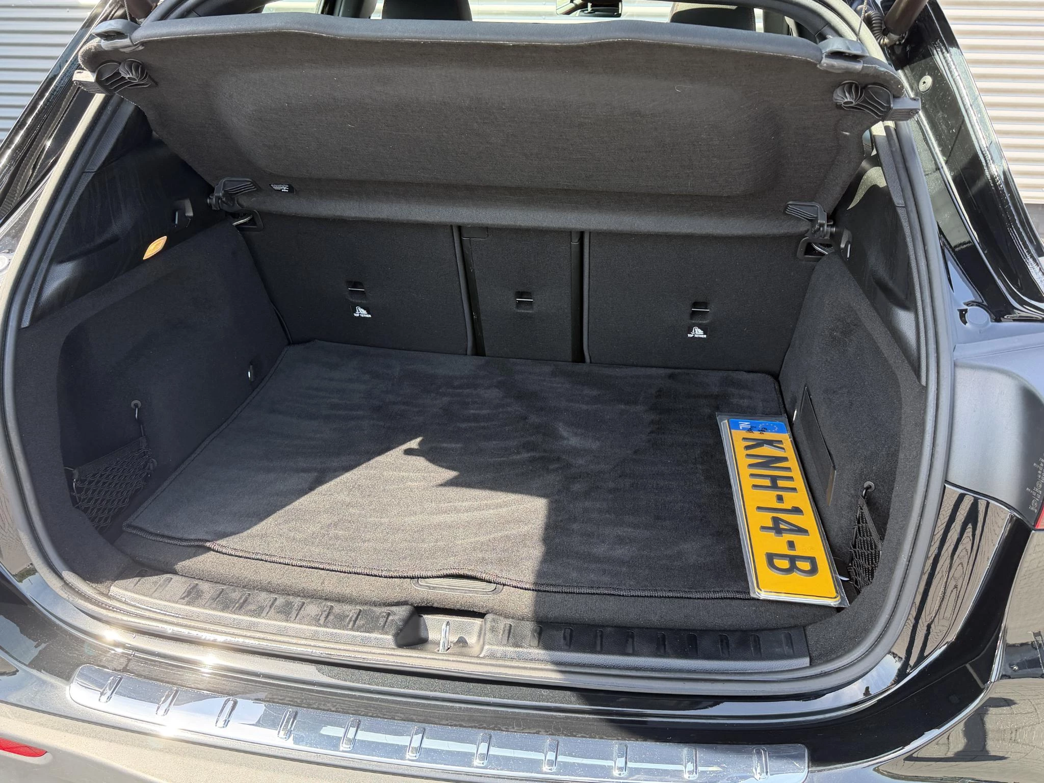 Hoofdafbeelding Mercedes-Benz EQA