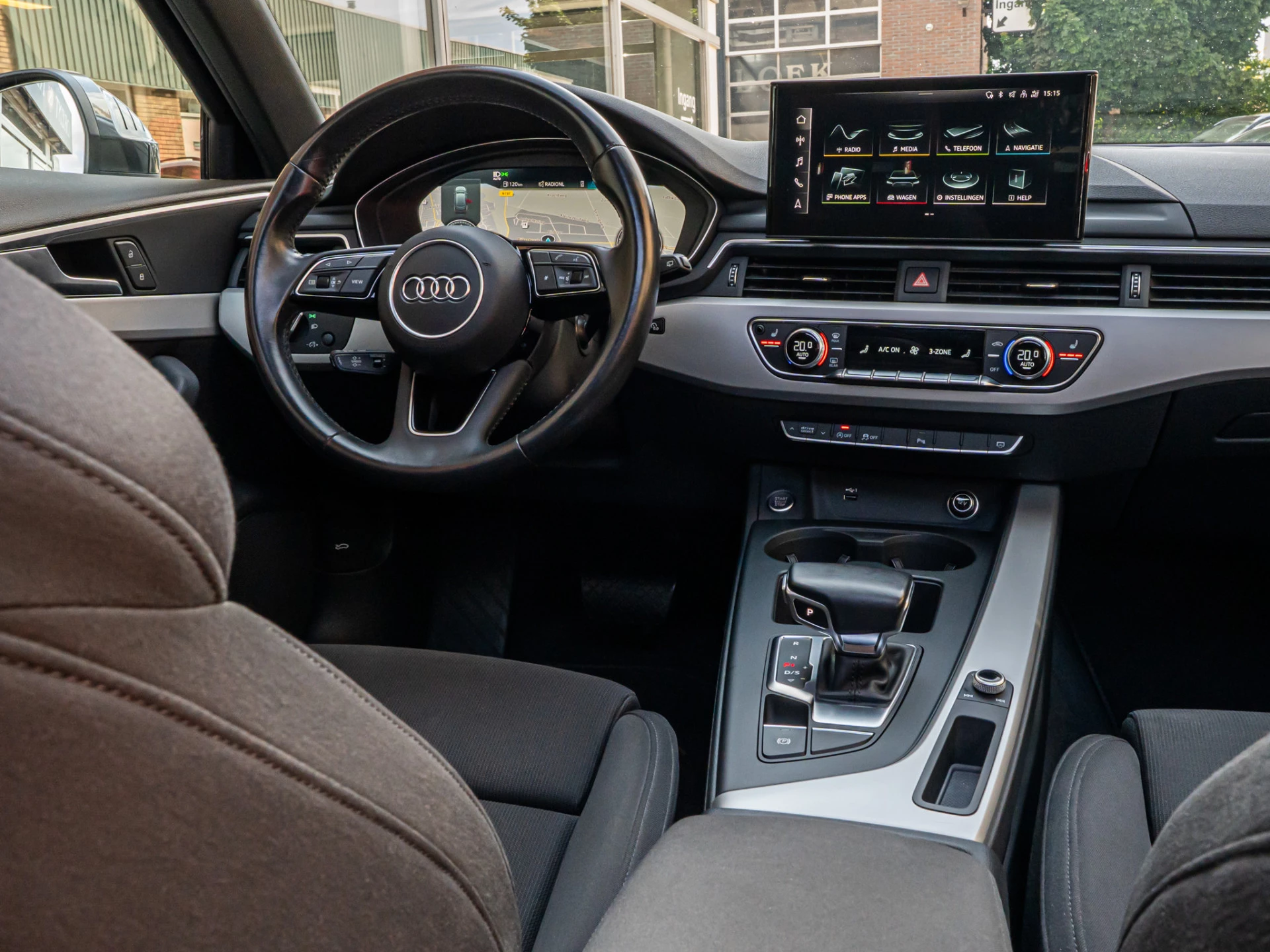 Hoofdafbeelding Audi A4