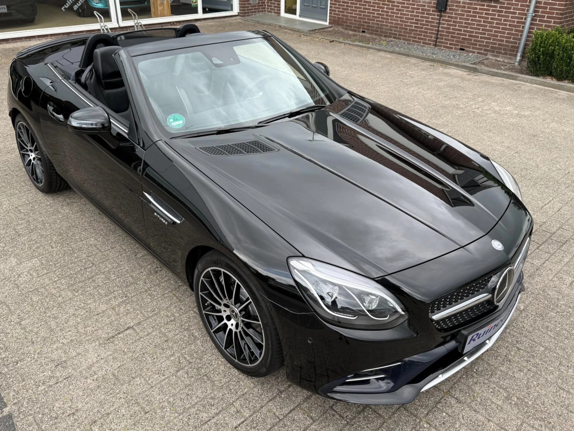 Hoofdafbeelding Mercedes-Benz SLC
