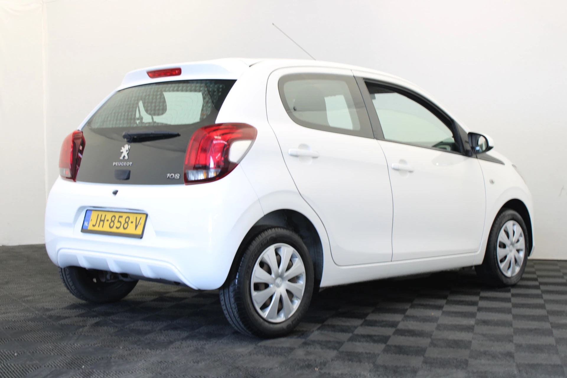 Hoofdafbeelding Peugeot 108