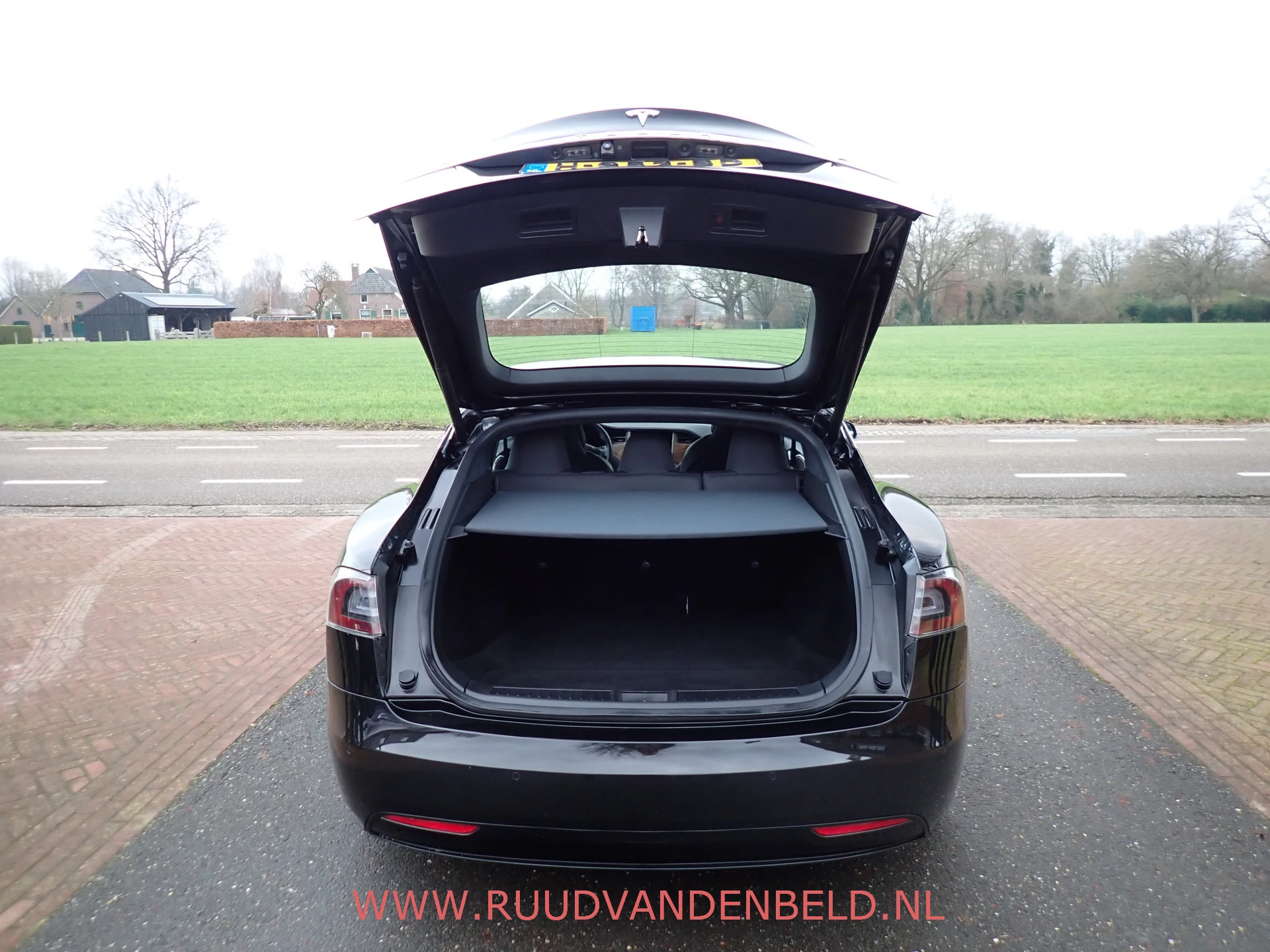 Hoofdafbeelding Tesla Model S