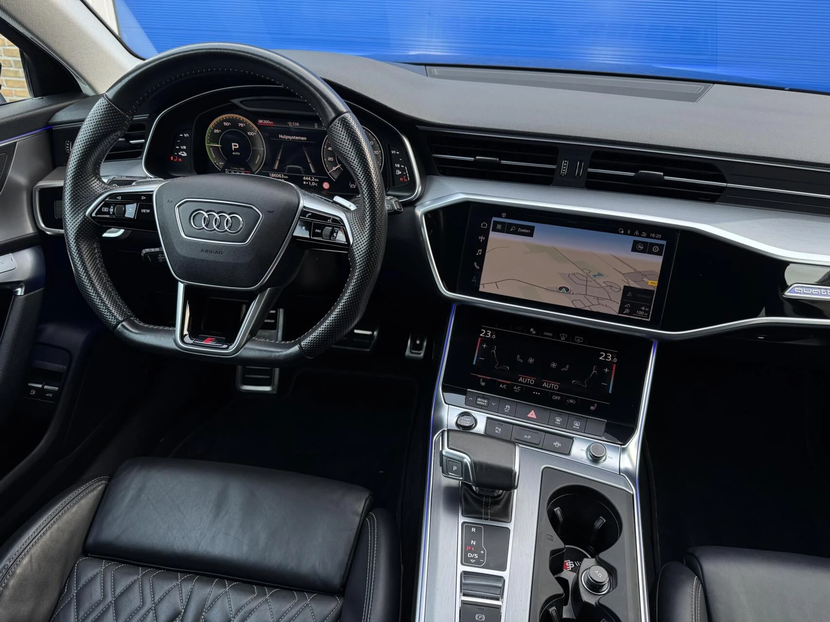 Hoofdafbeelding Audi A6