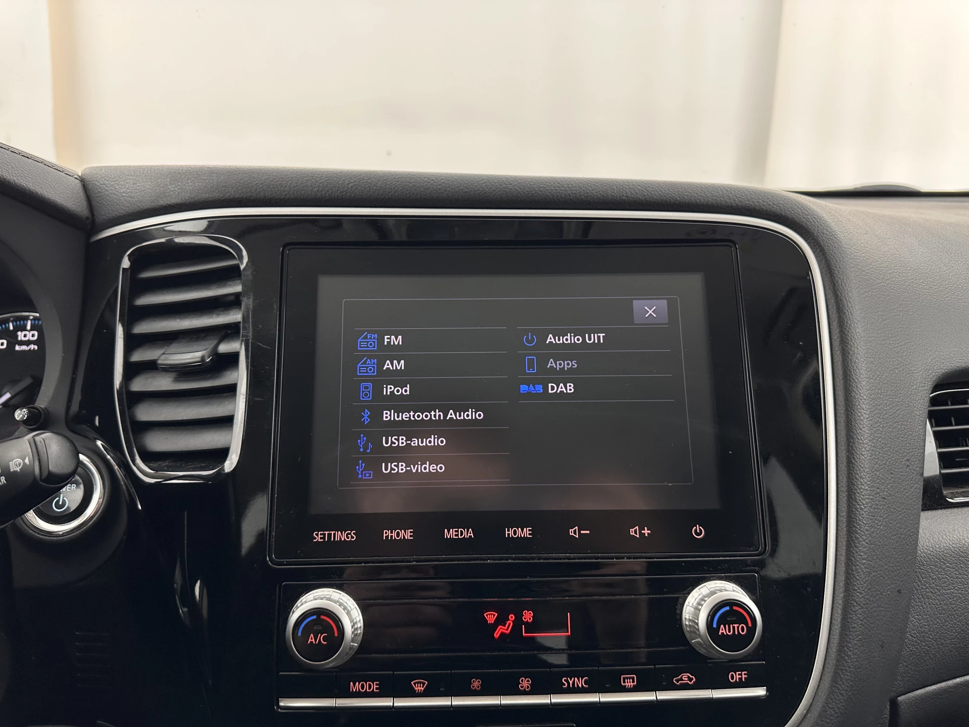 Hoofdafbeelding Mitsubishi Outlander