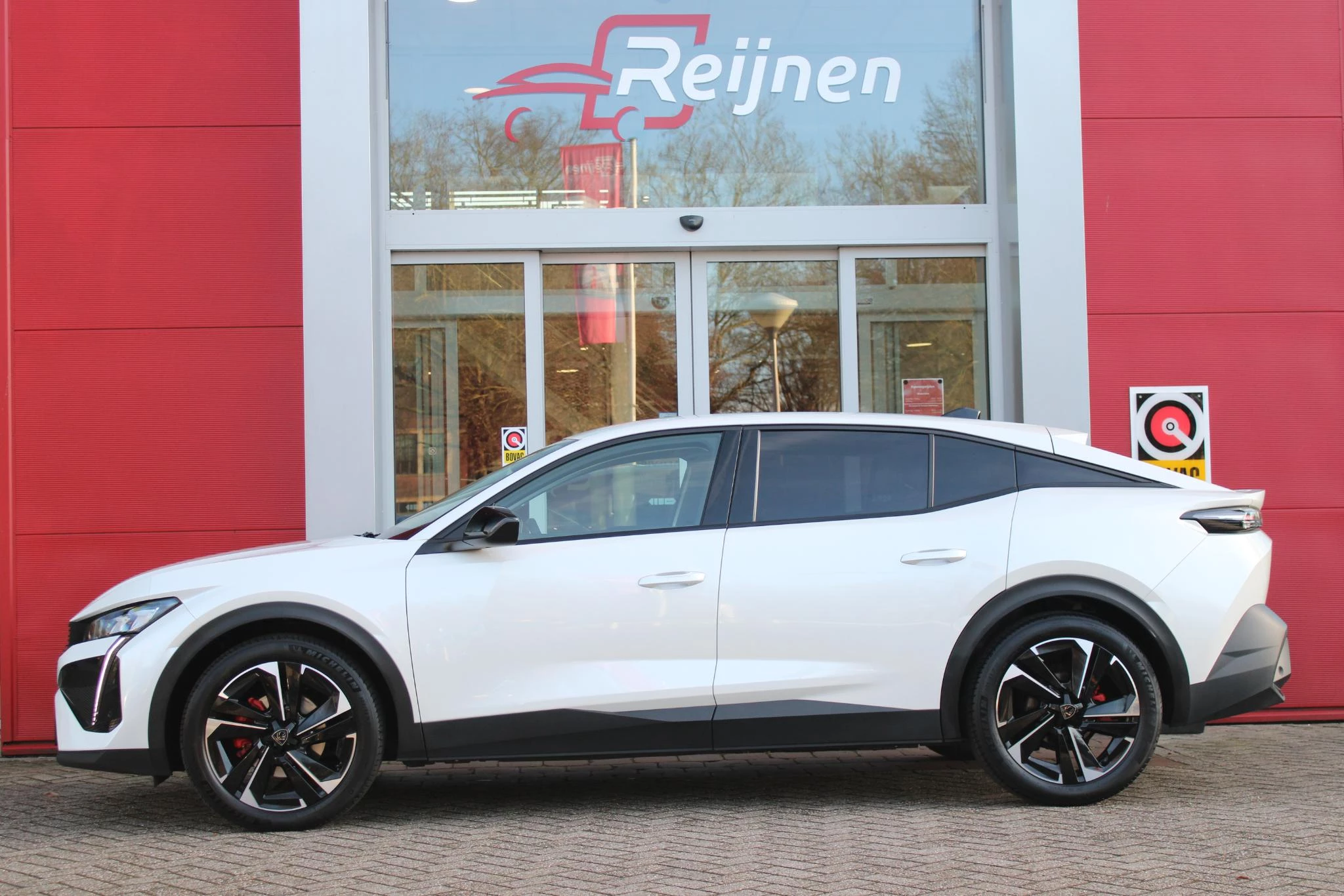 Hoofdafbeelding Peugeot 408