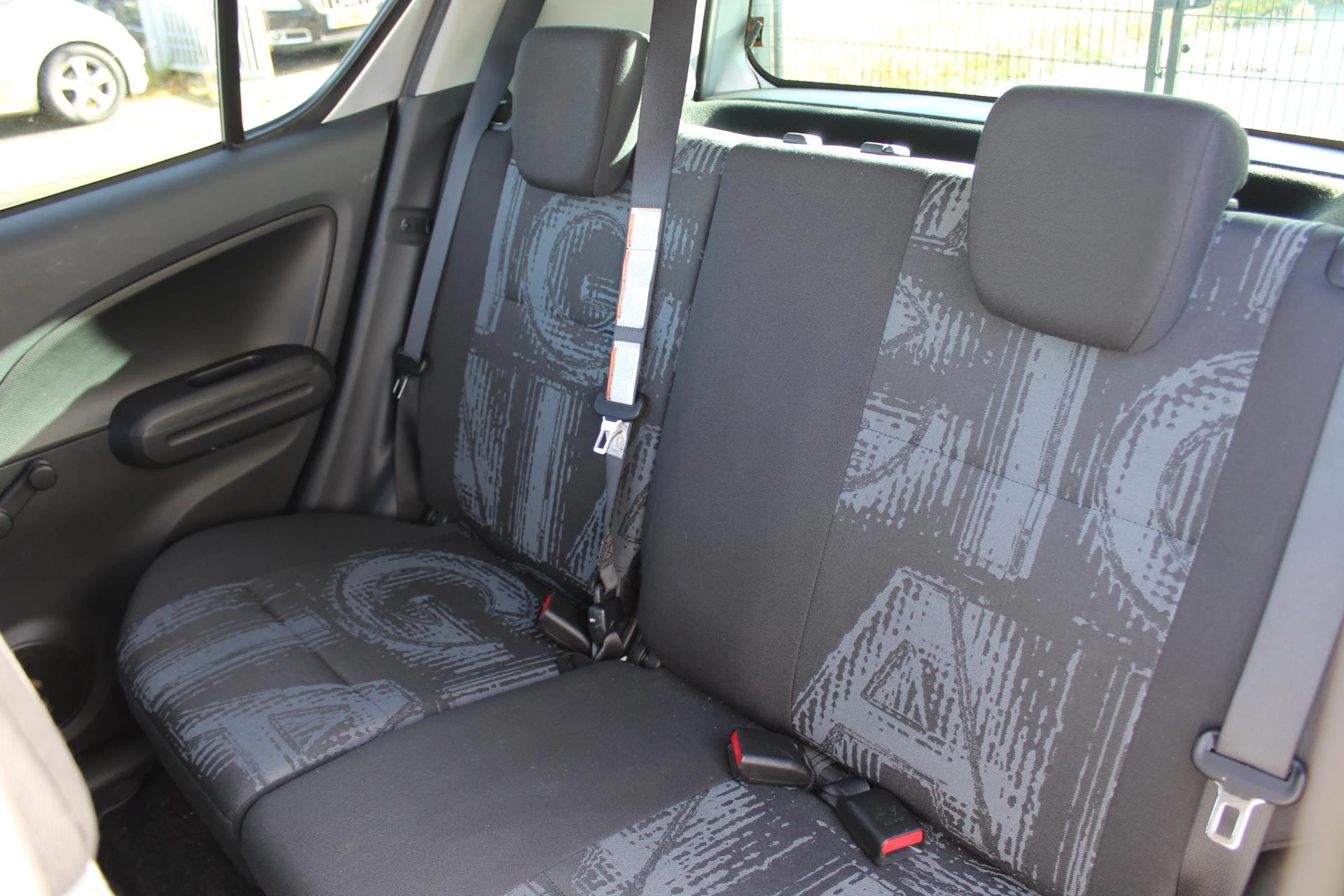 Hoofdafbeelding Opel Agila