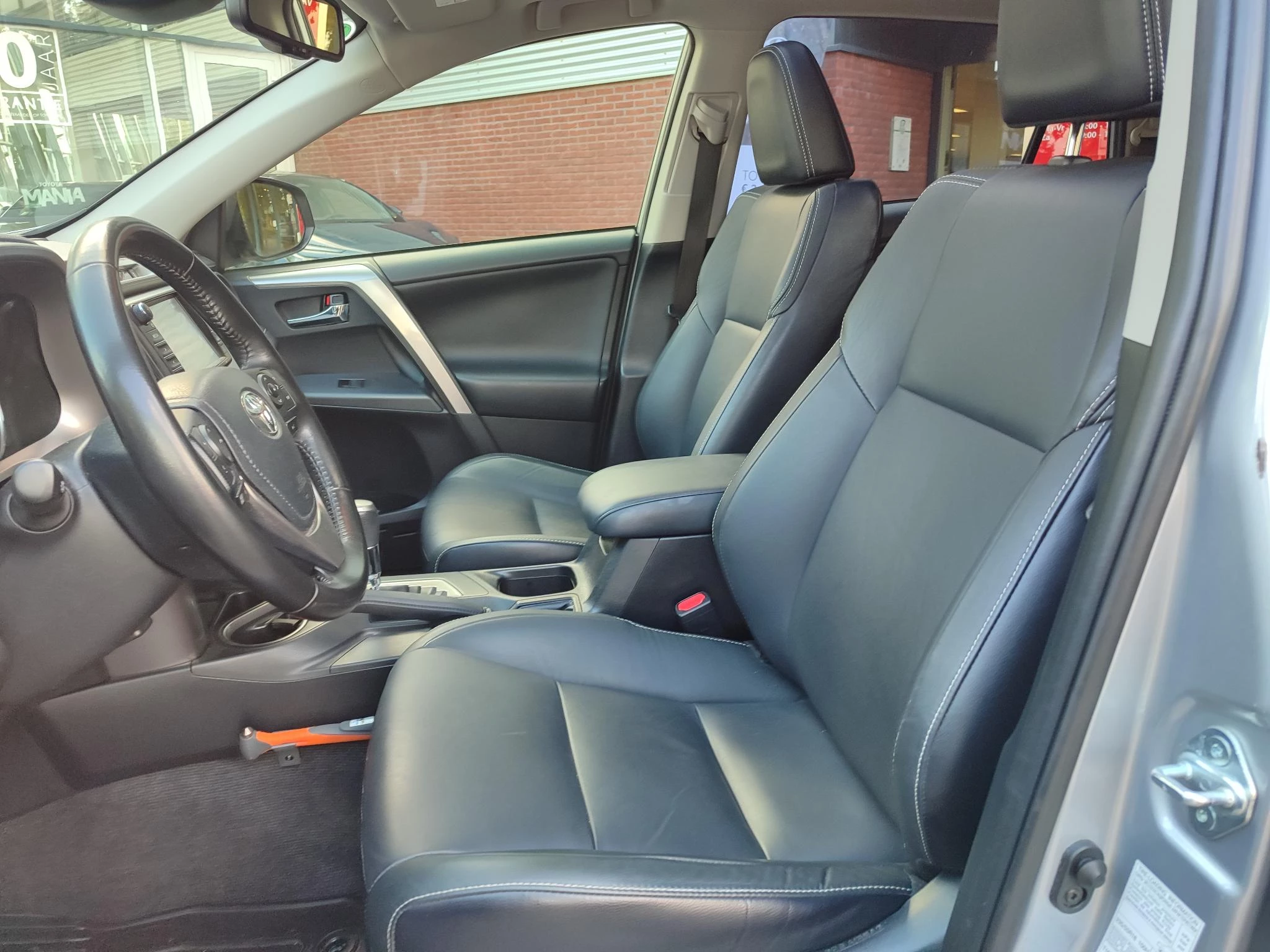 Hoofdafbeelding Toyota RAV4