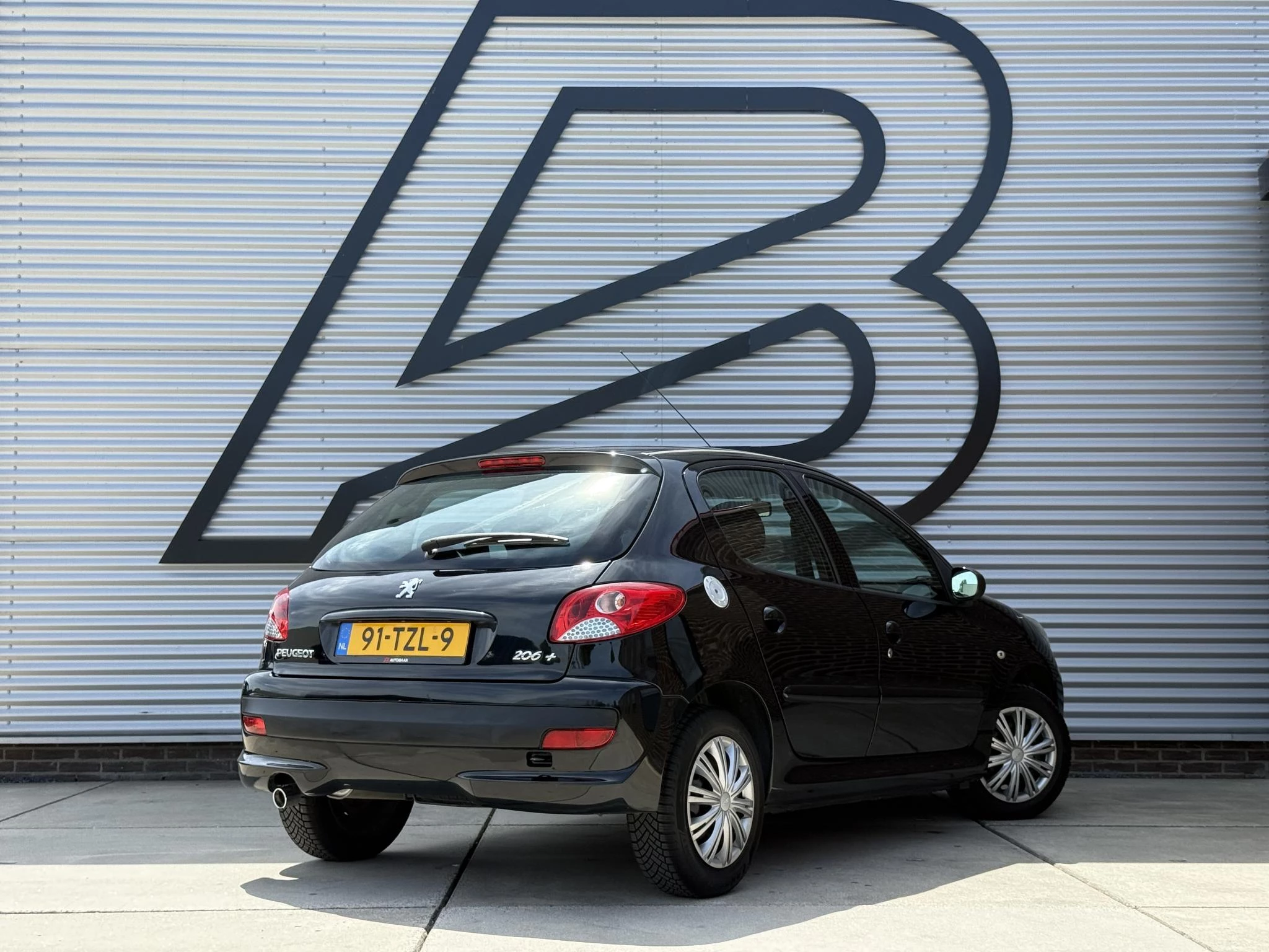 Hoofdafbeelding Peugeot 206