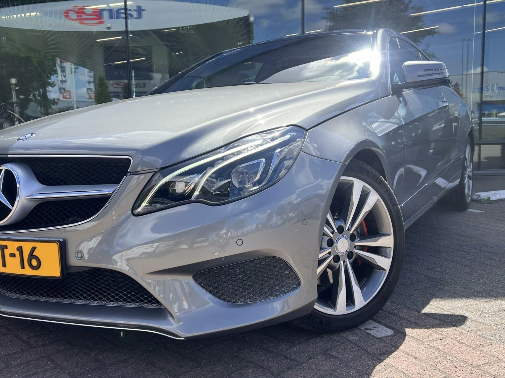 Hoofdafbeelding Mercedes-Benz E-Klasse