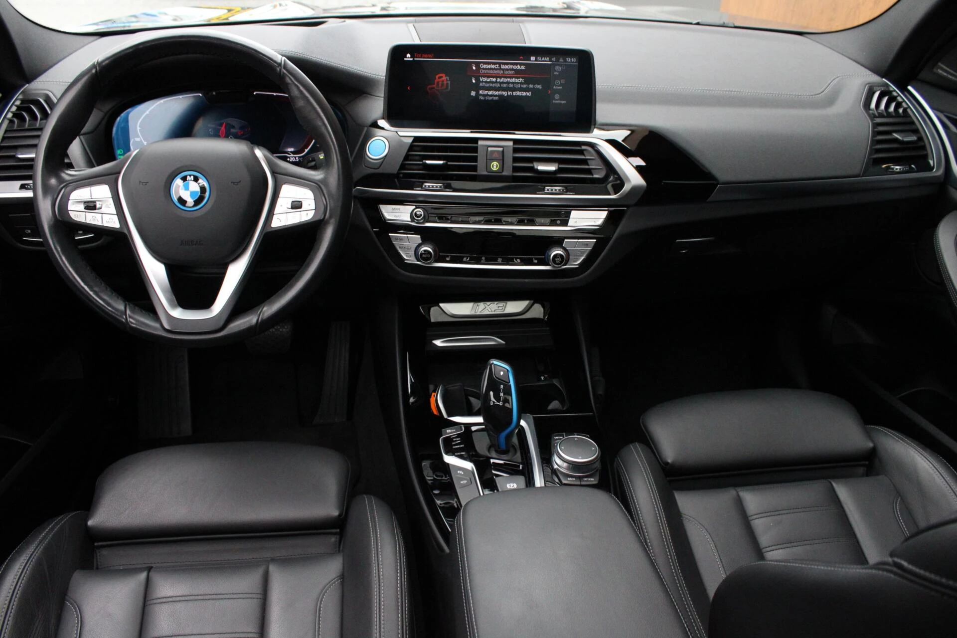 Hoofdafbeelding BMW iX3